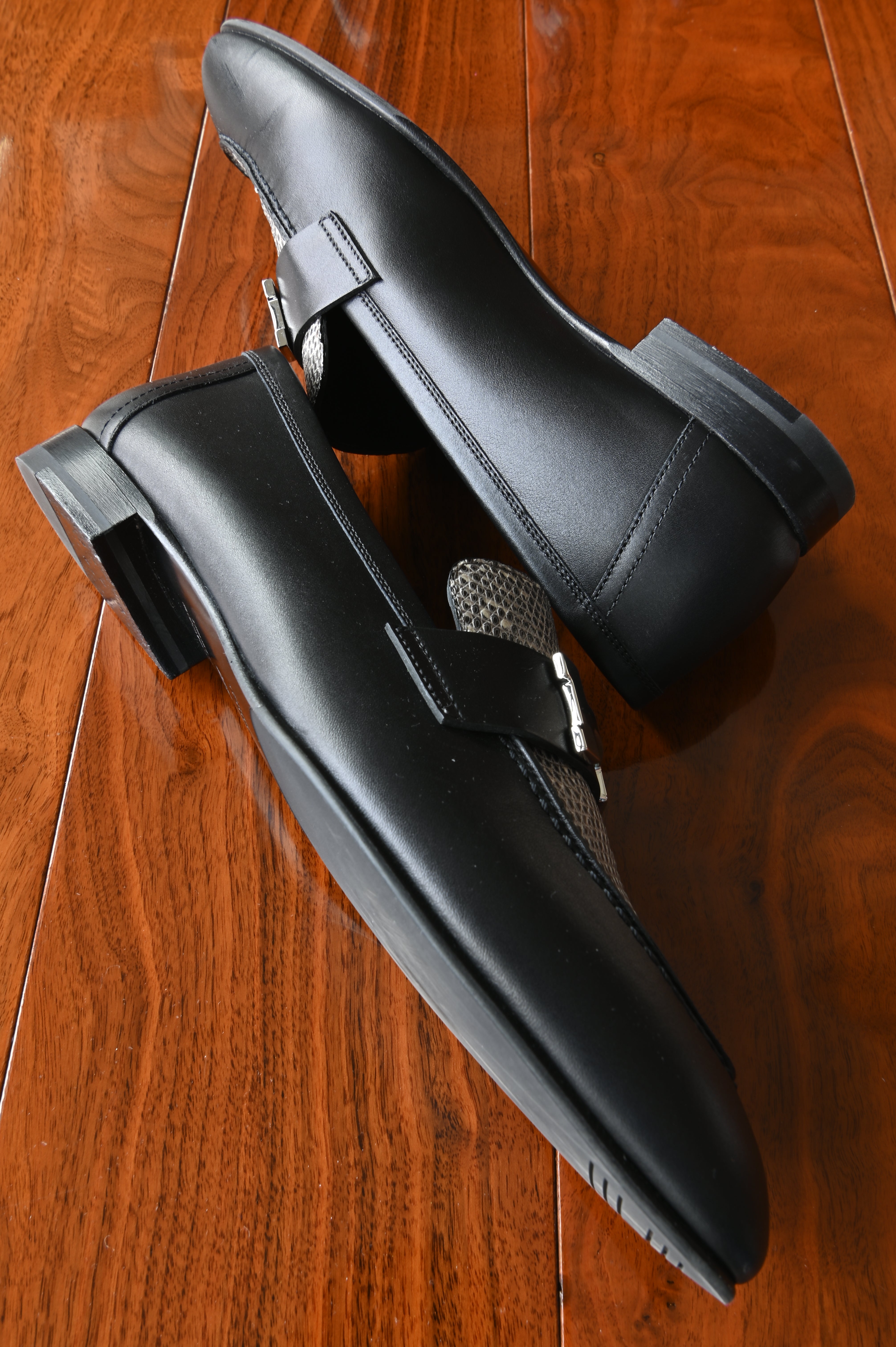 Hermes Paris Lizard Emboss Loafers side