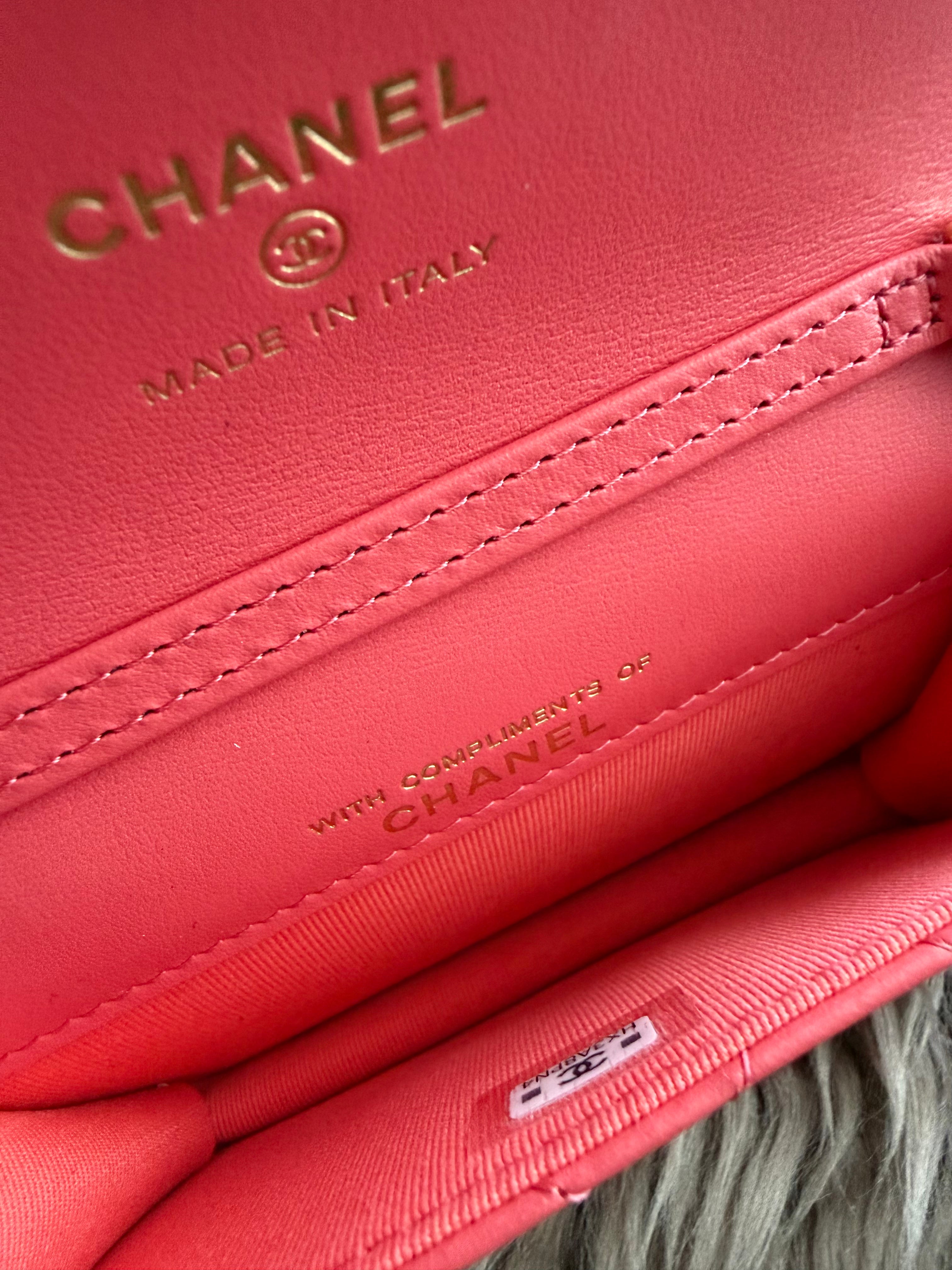 Chanel CC Quilted Lambskin Cardholder on Chain in Salmon pink