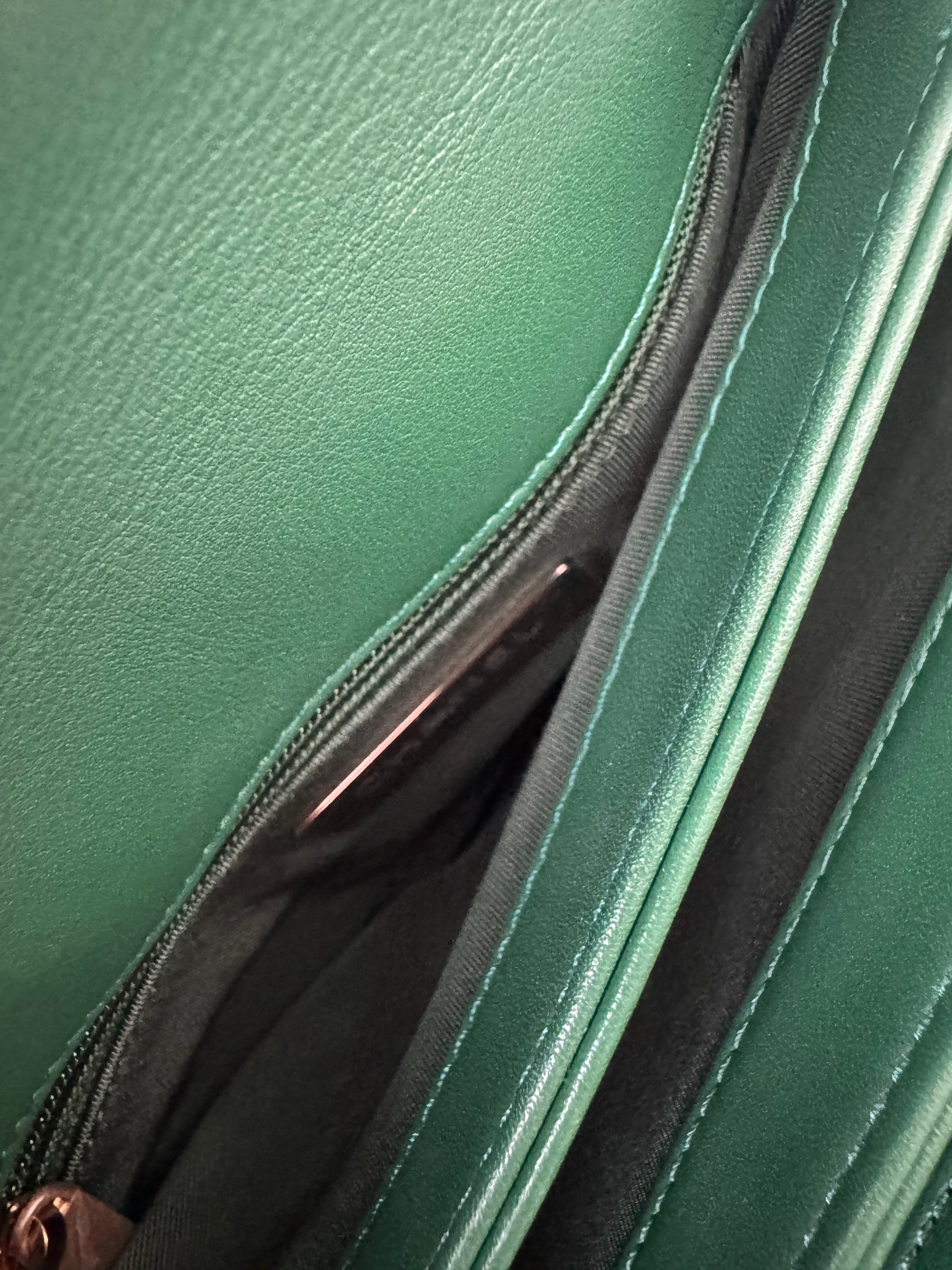 Chanel Chain Shoulder Bag Matelasse in Green and gold hardware
