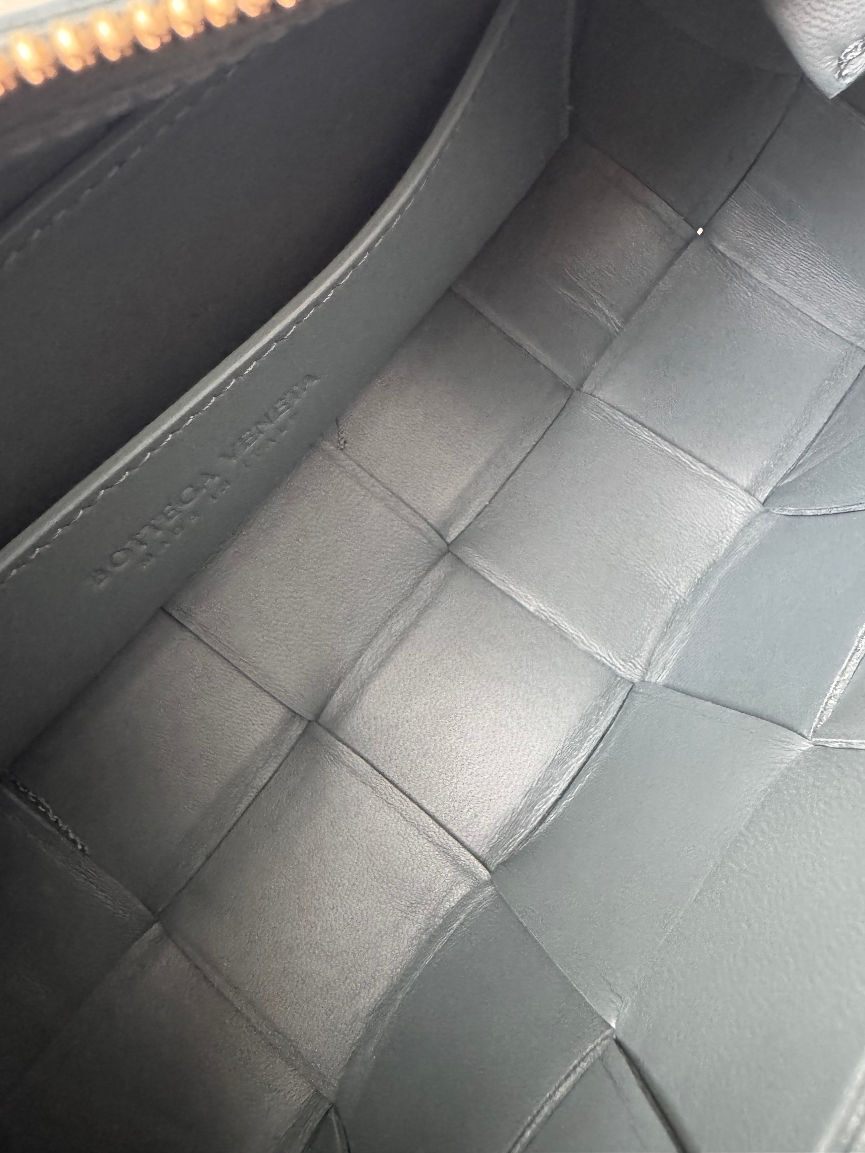 BOTTEGA VENETA Cassette Bag