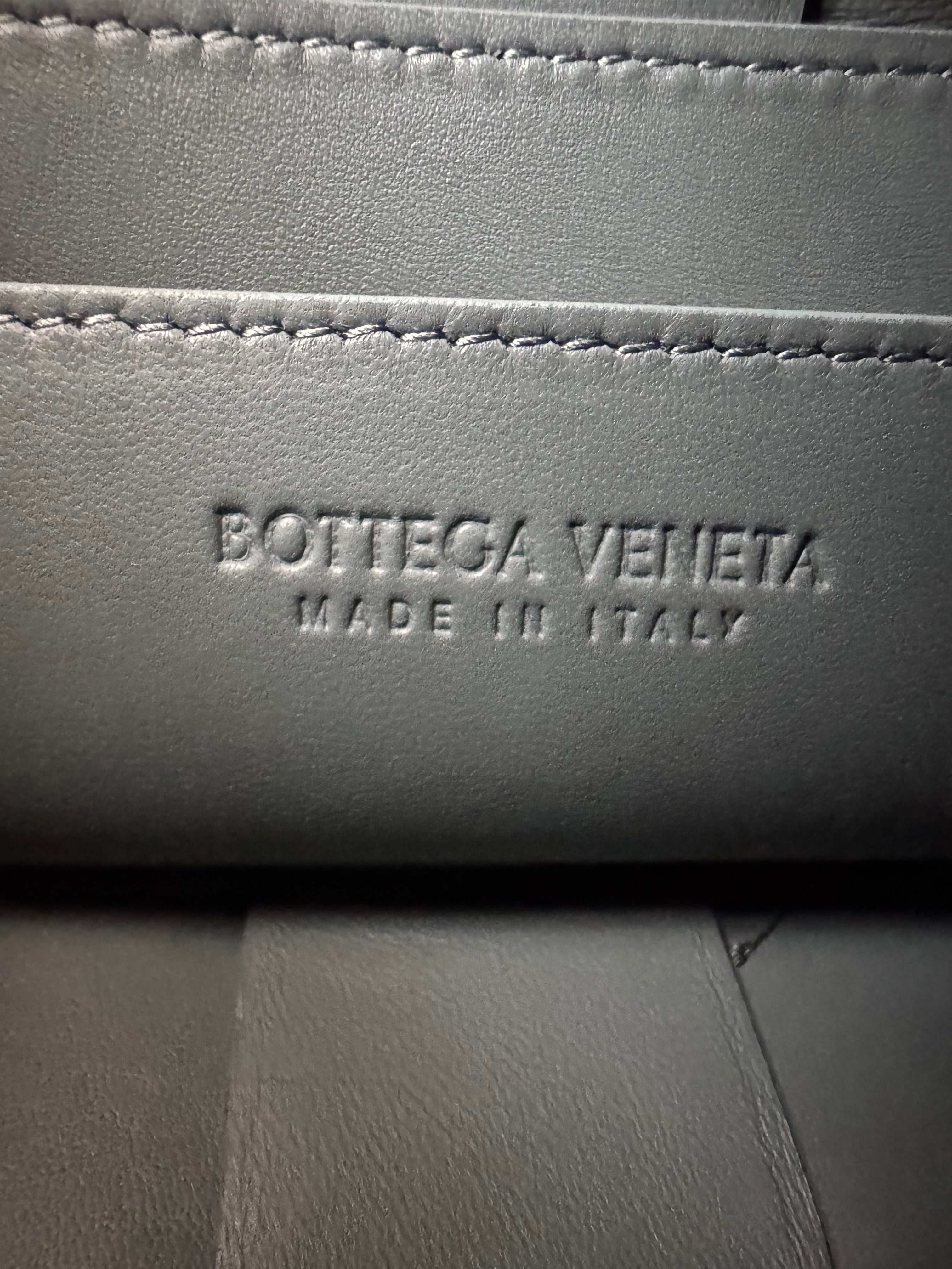 BOTTEGA VENETA Cassette Bag