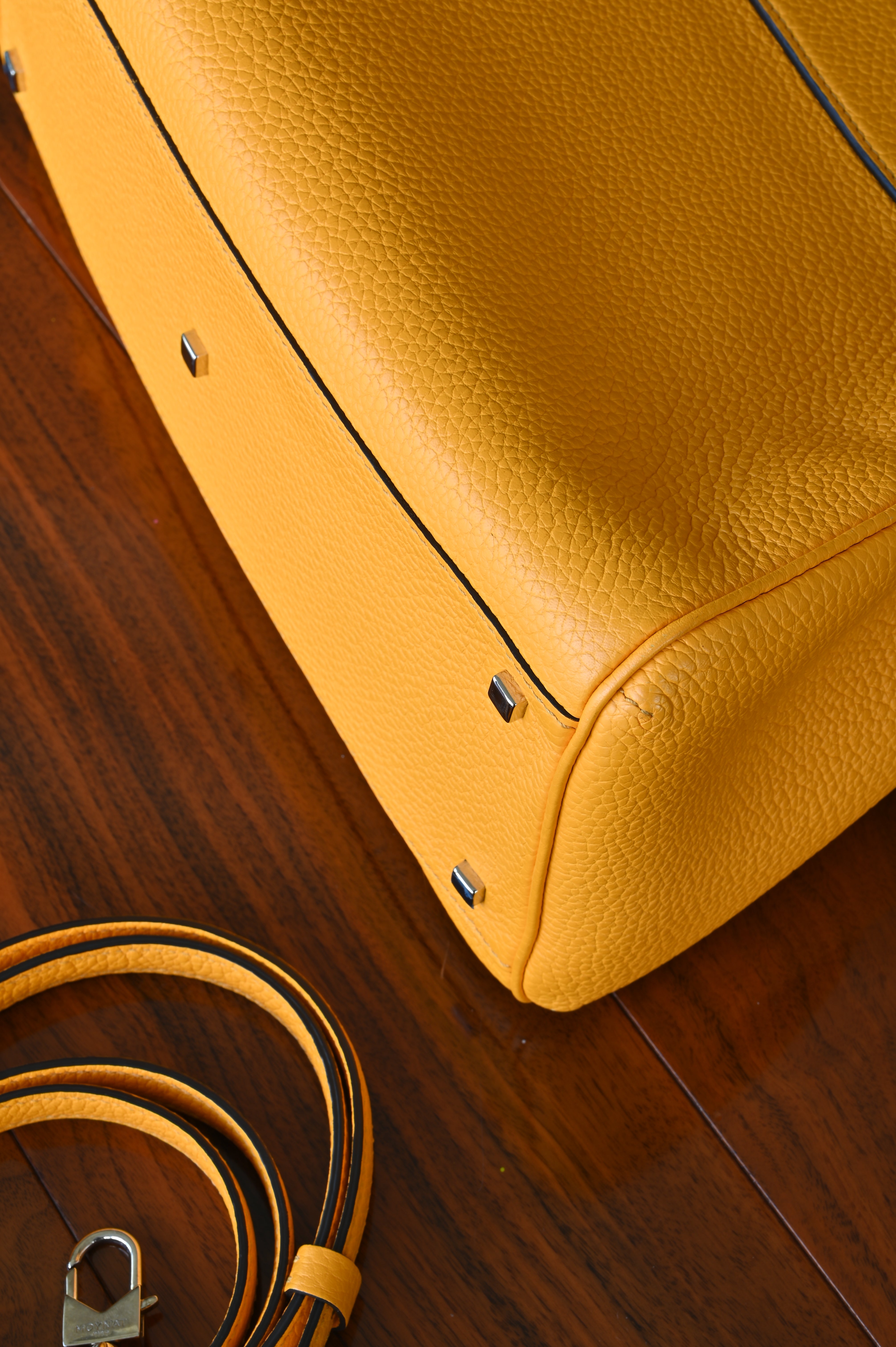 Moynat Pauline Orange Bag corner two