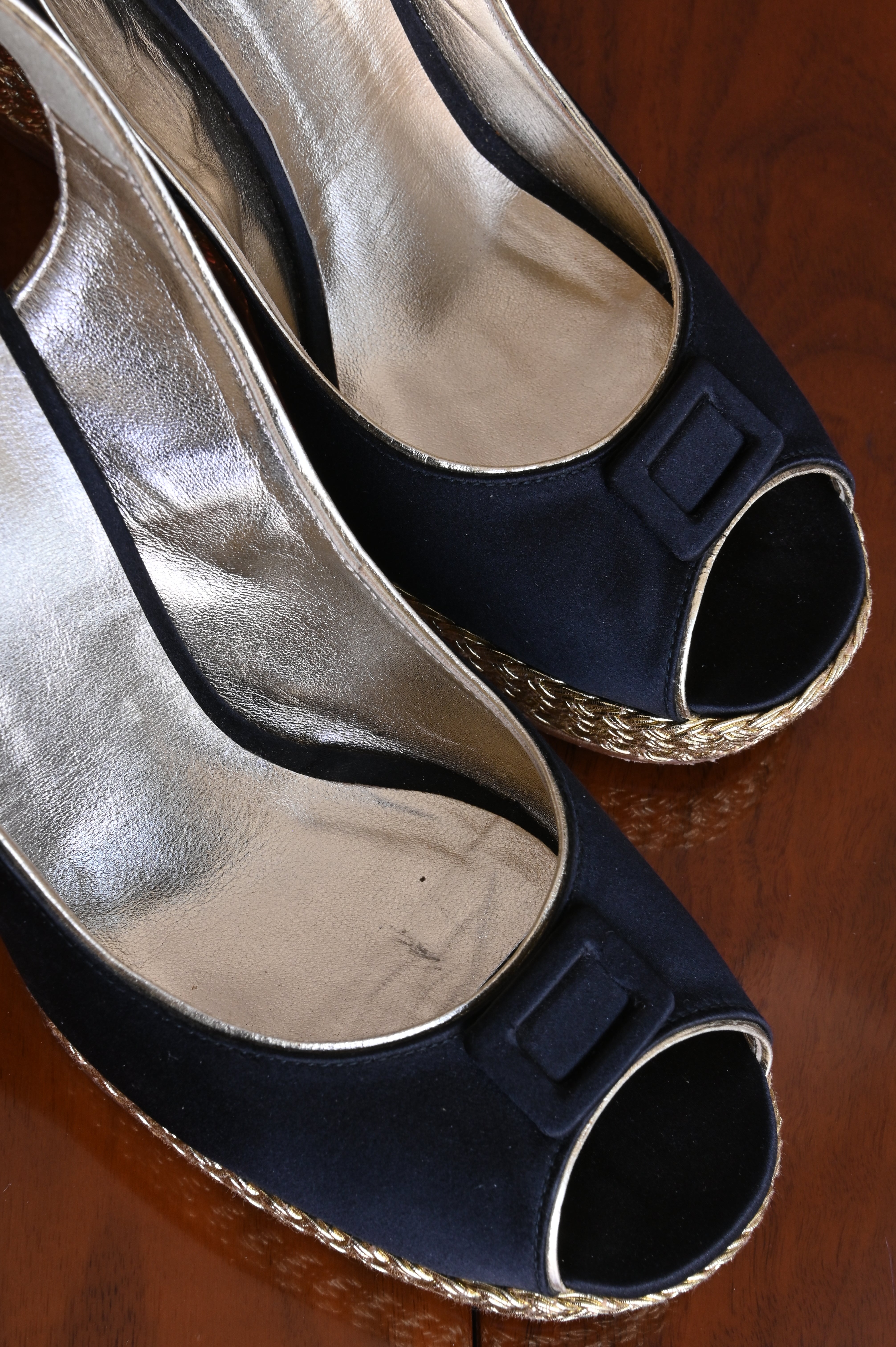 Roger Vivier Black Slingback Wedge Espadrilles detail