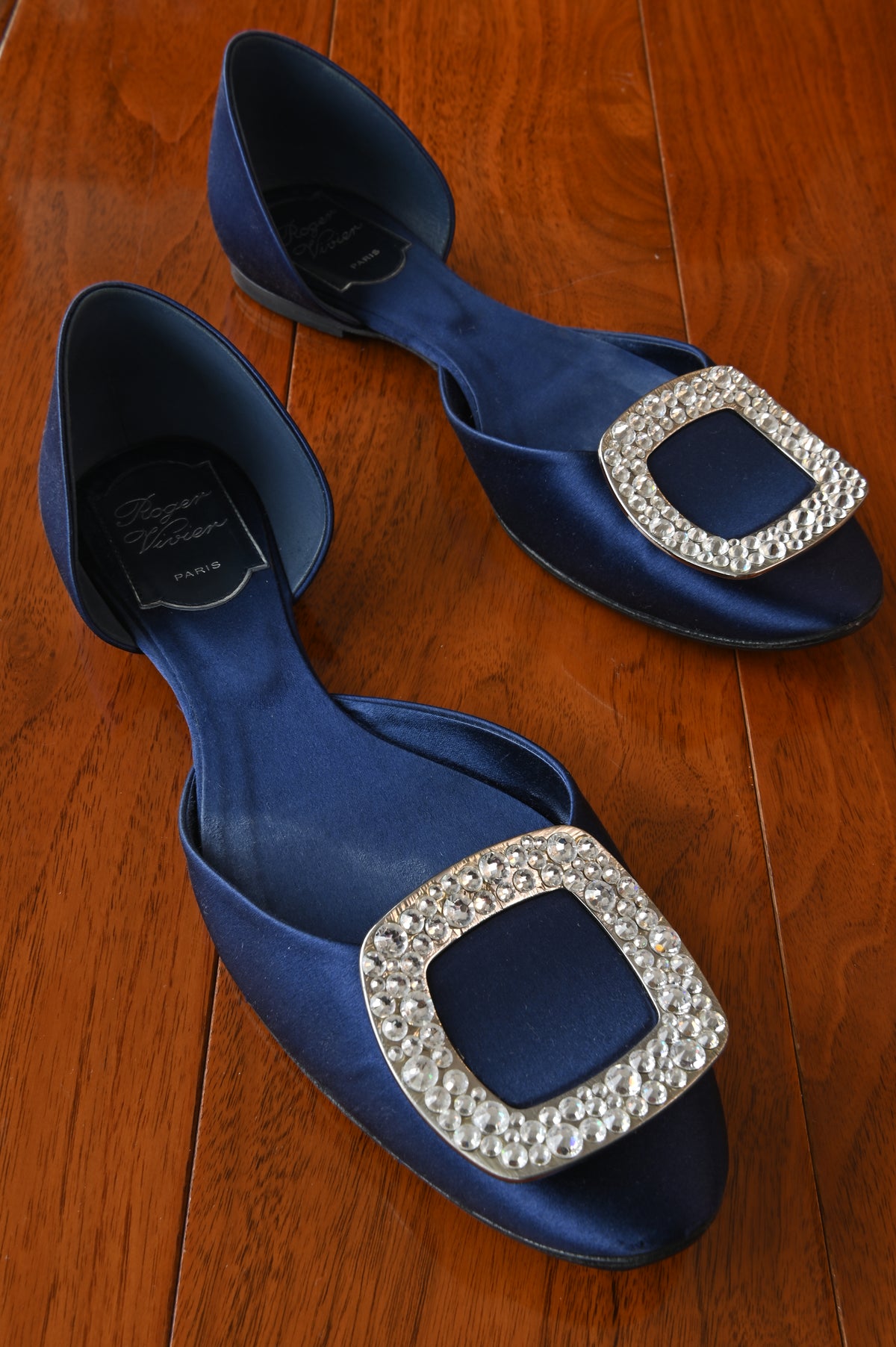 Roger Vivier Navy Blue Satin Crystal Embellished Mules