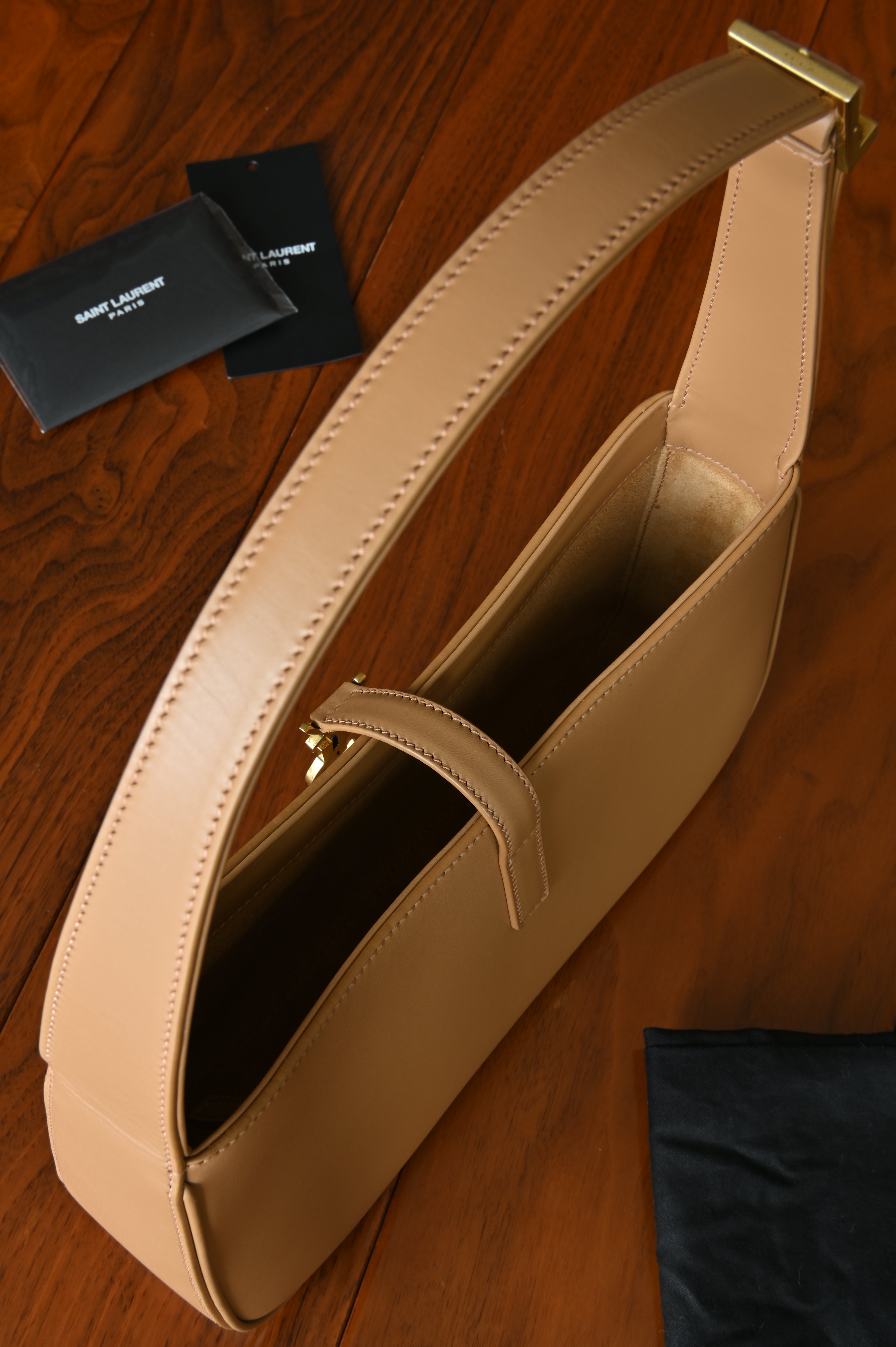 Saint Laurent Le 5 à 7 Hobo Bag Handbag top two
