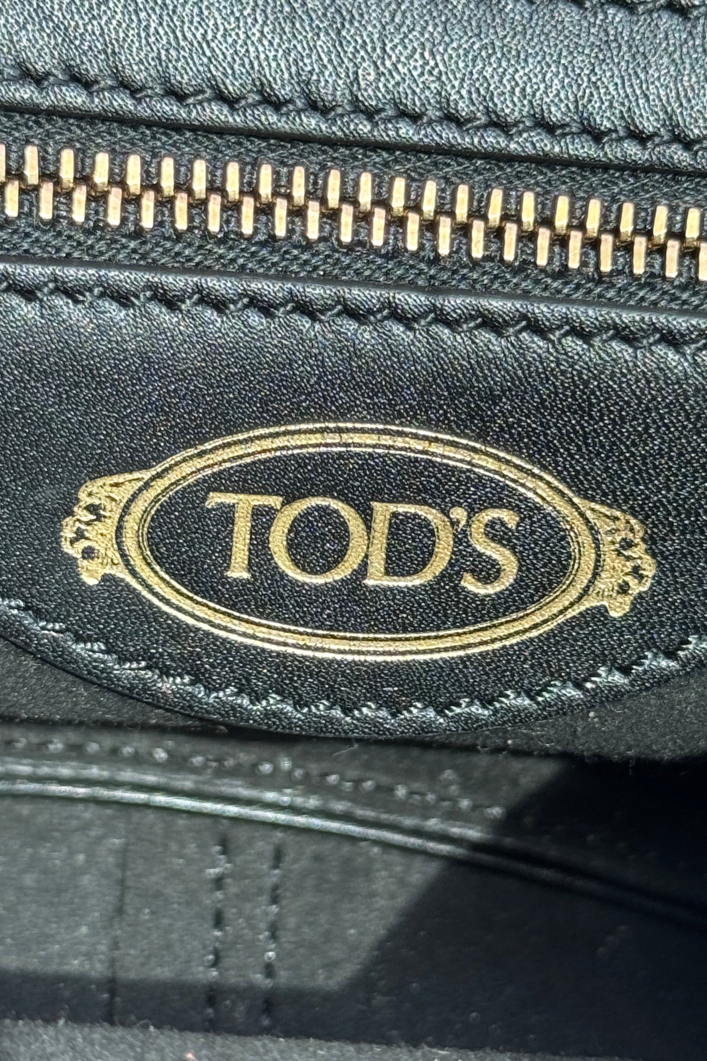Tod's Black Lamb Leather Logo Crossbody Bag logo