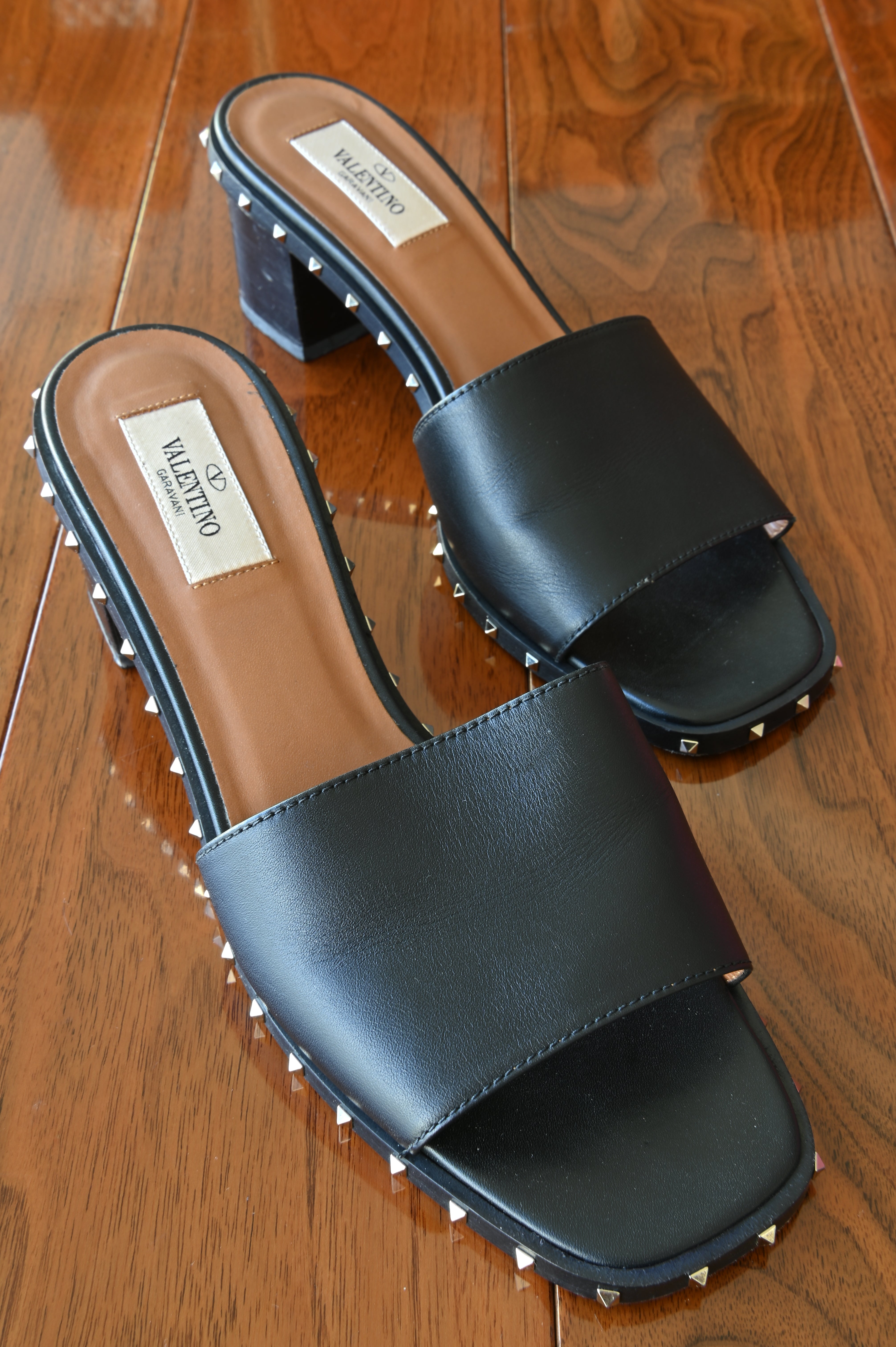 Valentino Garavani Black Rockstud Sandals