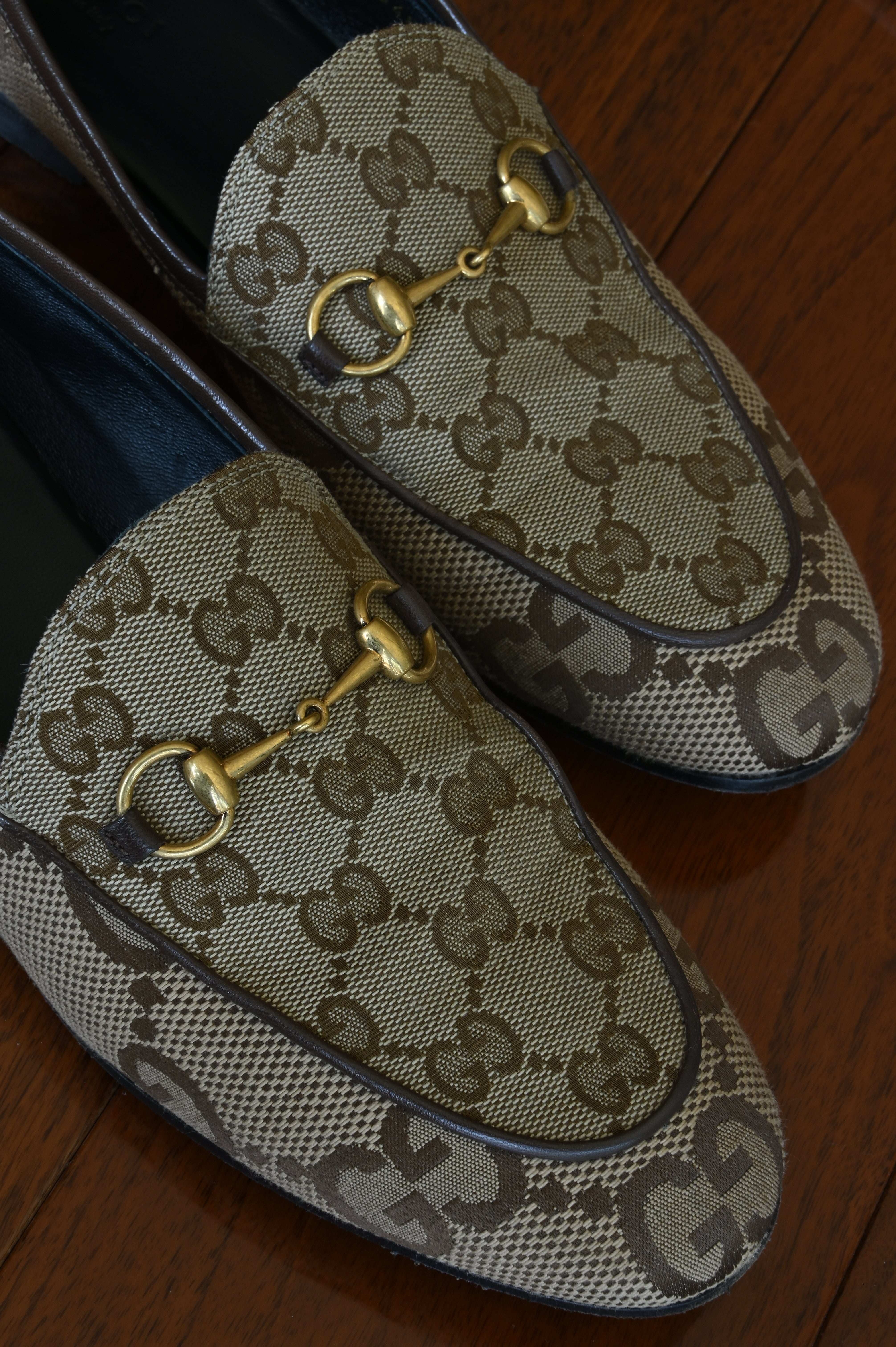 Women's Gucci Jordaan Loafers details