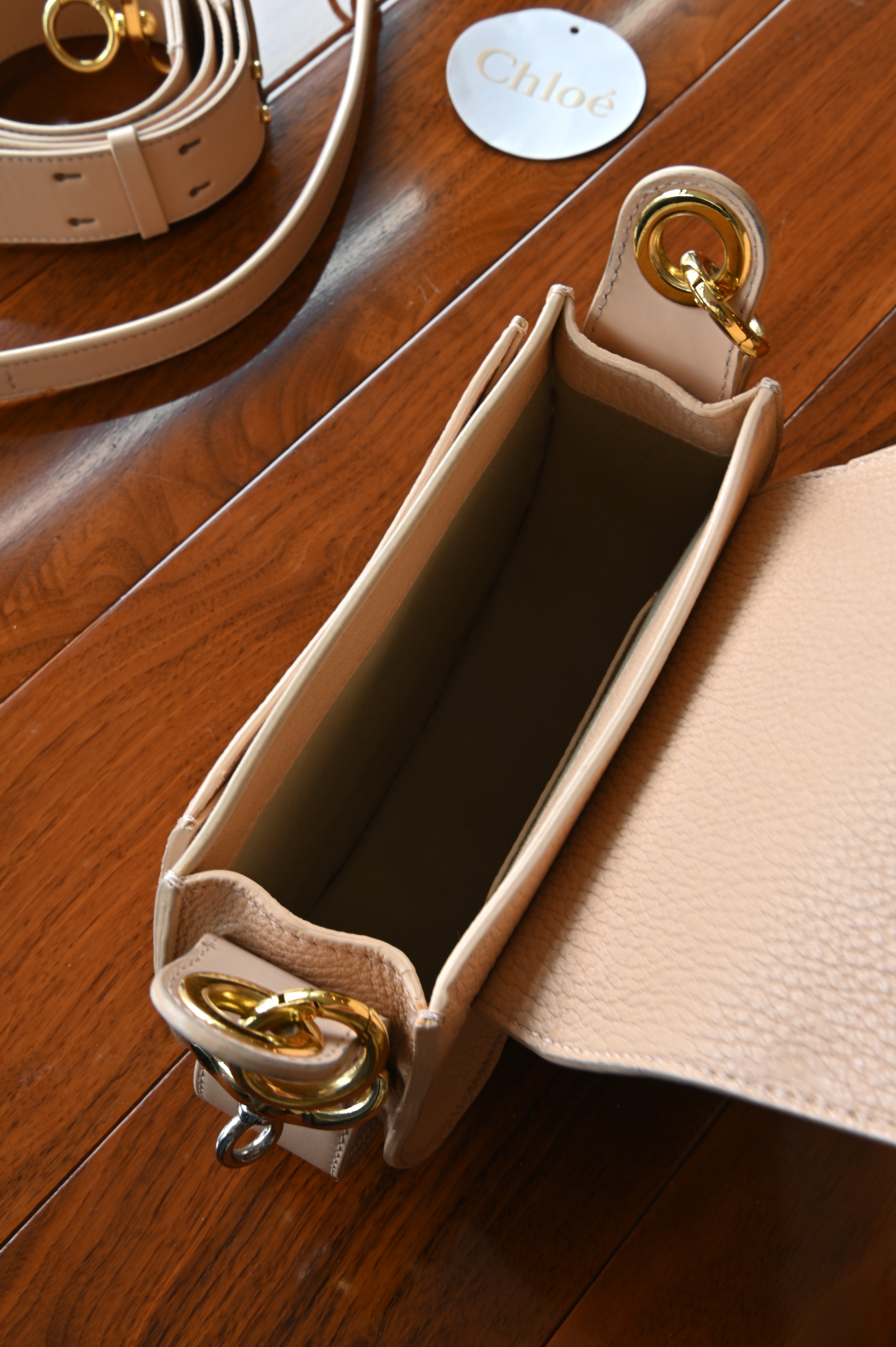 Interior of Chloé Small Tess Dusty Rose leather bag