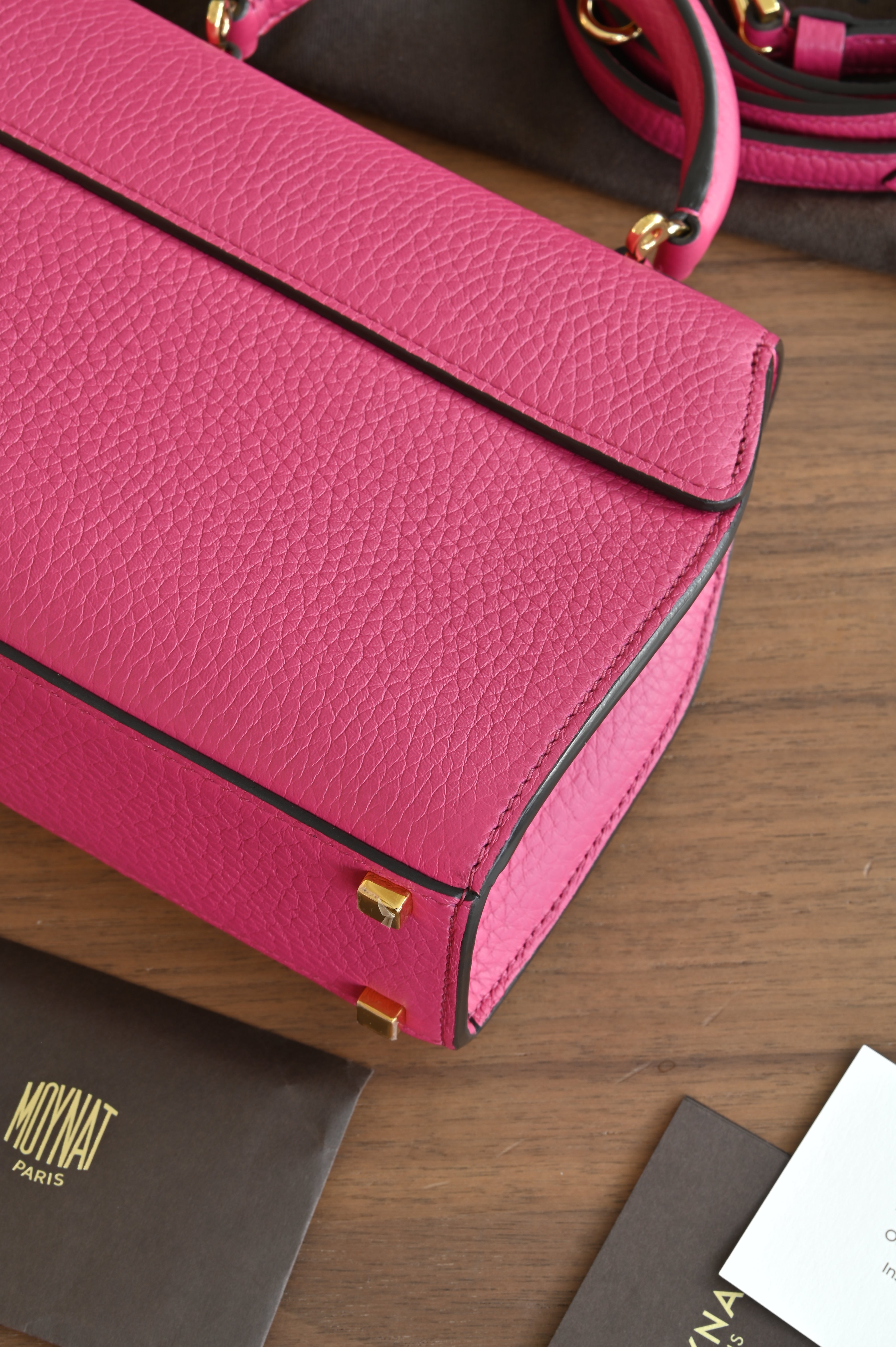 Authentic preloved Moynat Rejane BB – bottom corner and structure detail 4