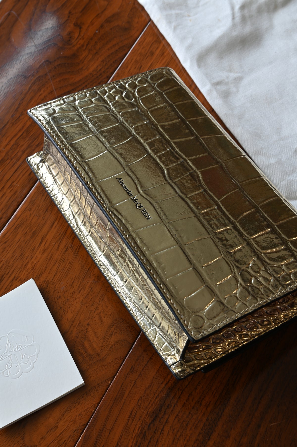 Alexander McQueen Gold Croc Emboss Skull Wallet On Chain bottom