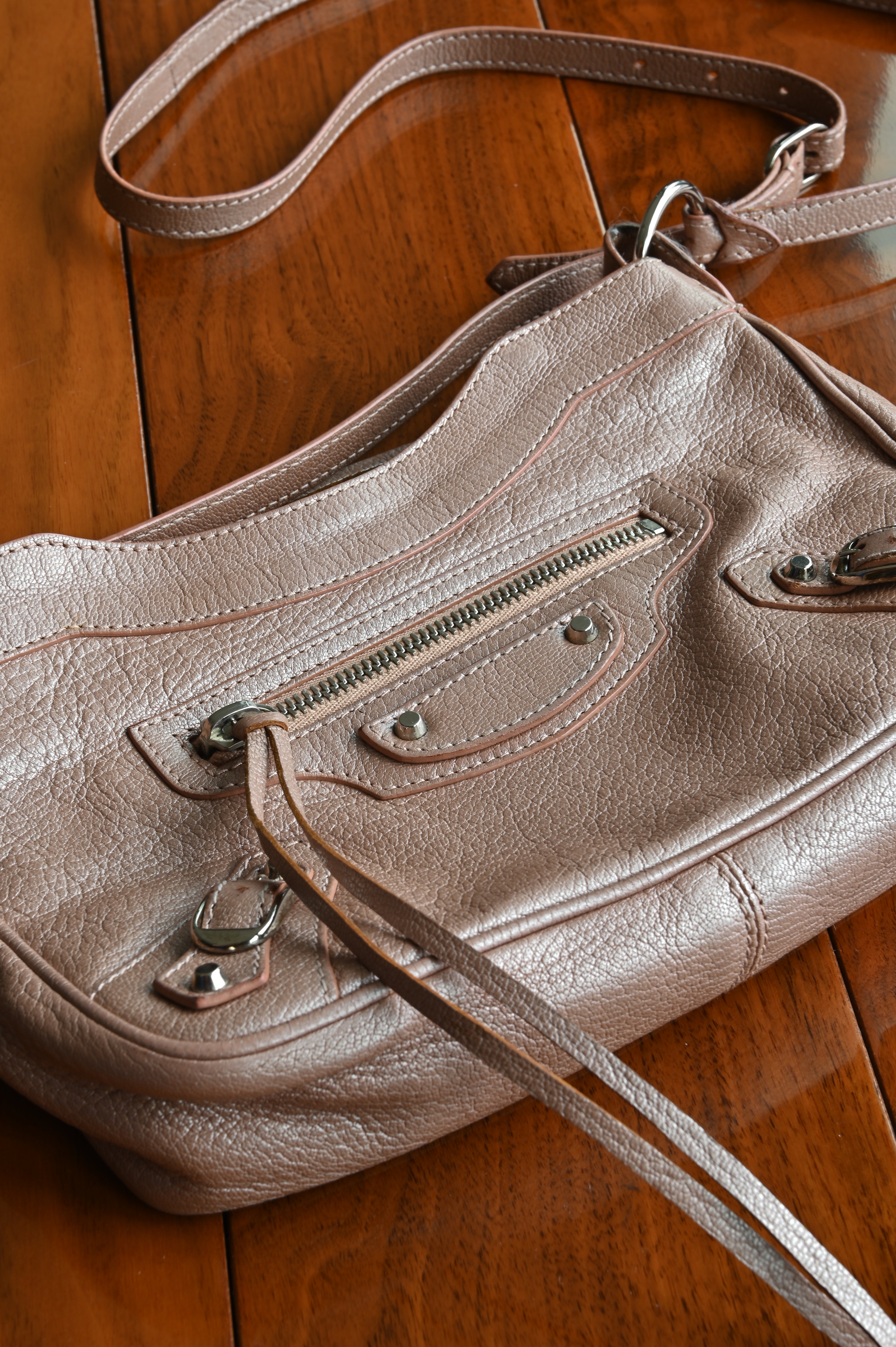 Balenciaga Pink Le City Moto Bag details