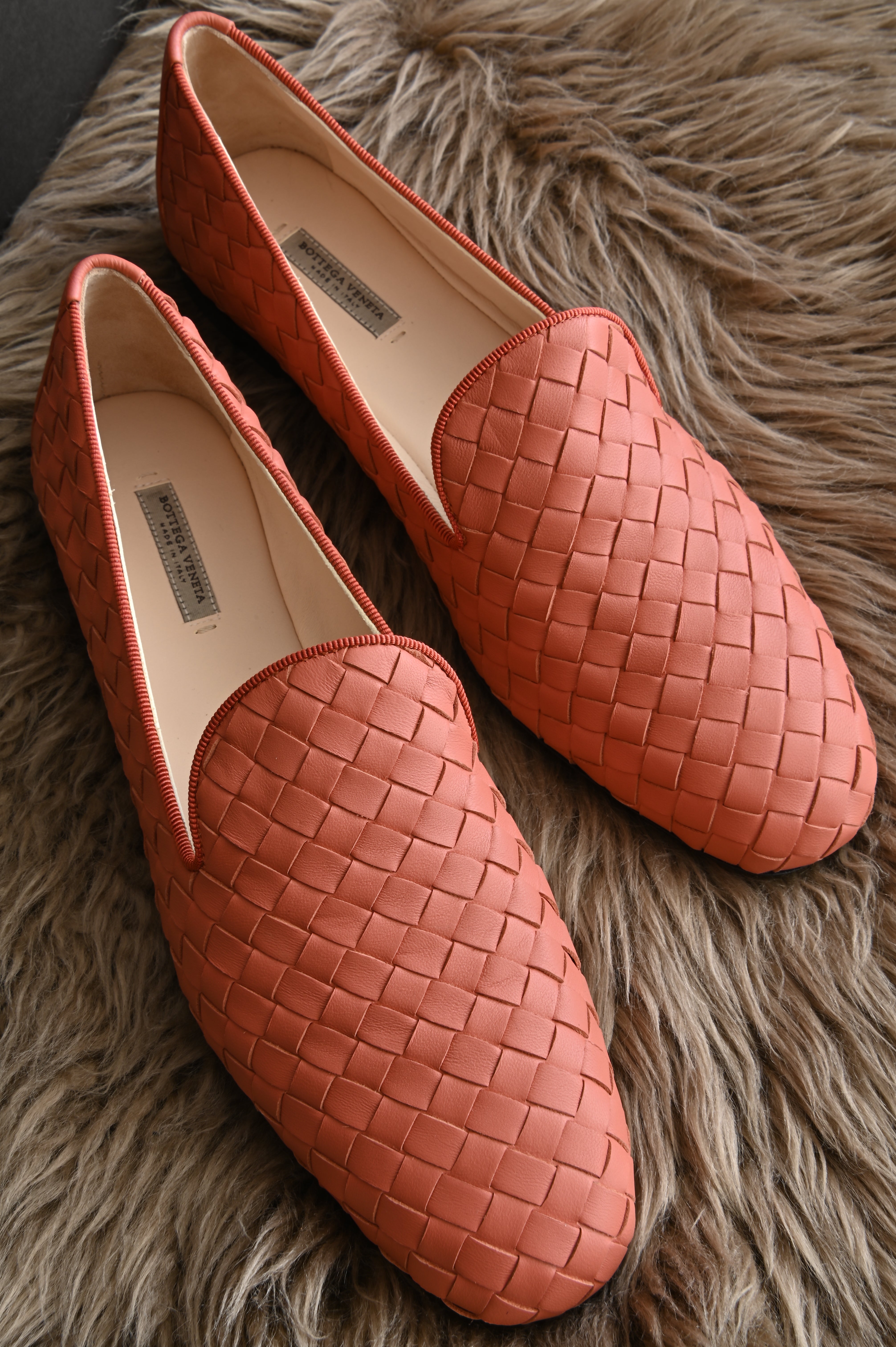 Bottega Veneta Intrecciato Peach Slippers front
