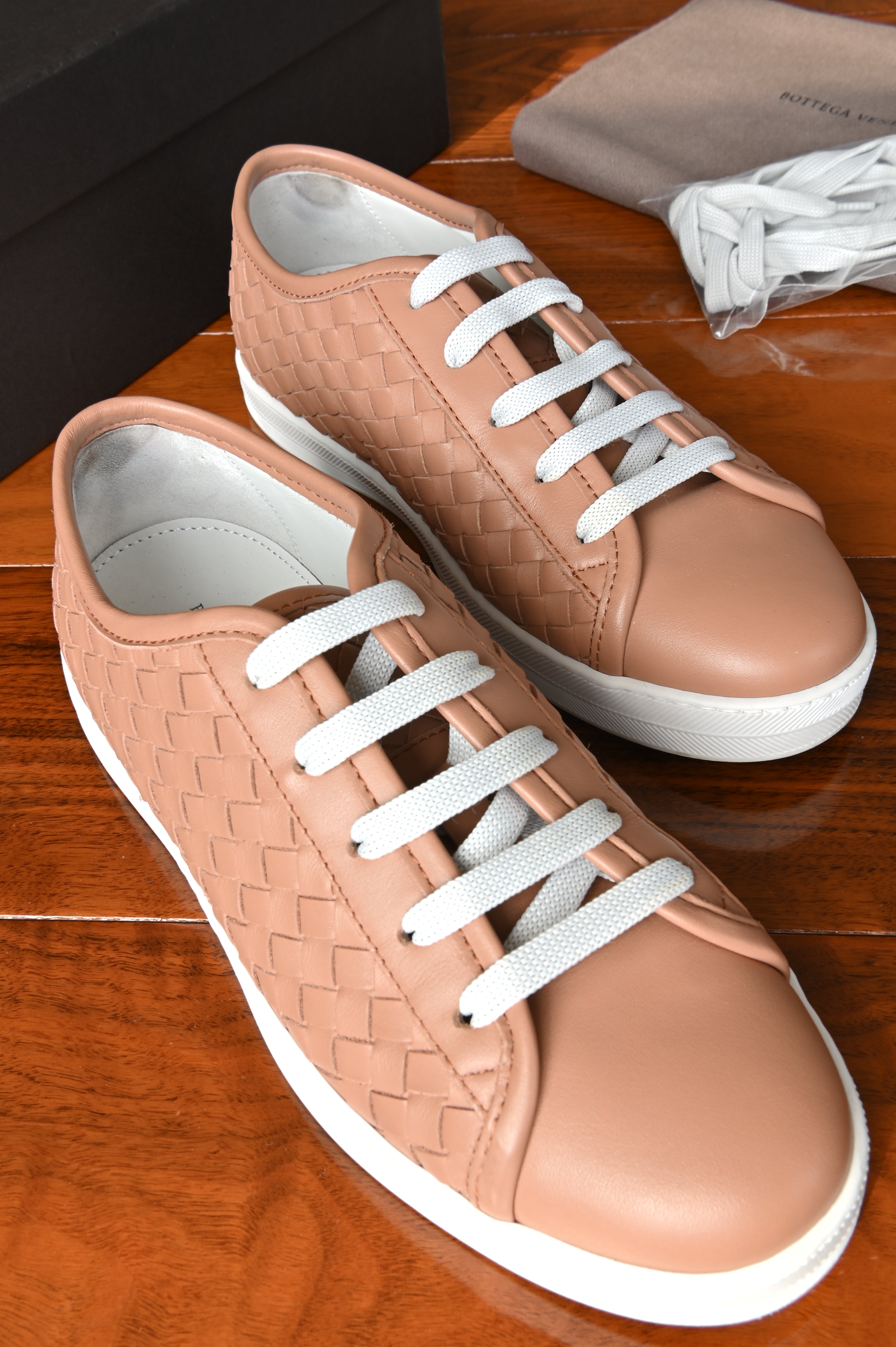 Bottega Veneta Pink Speedster Leather Sneakers