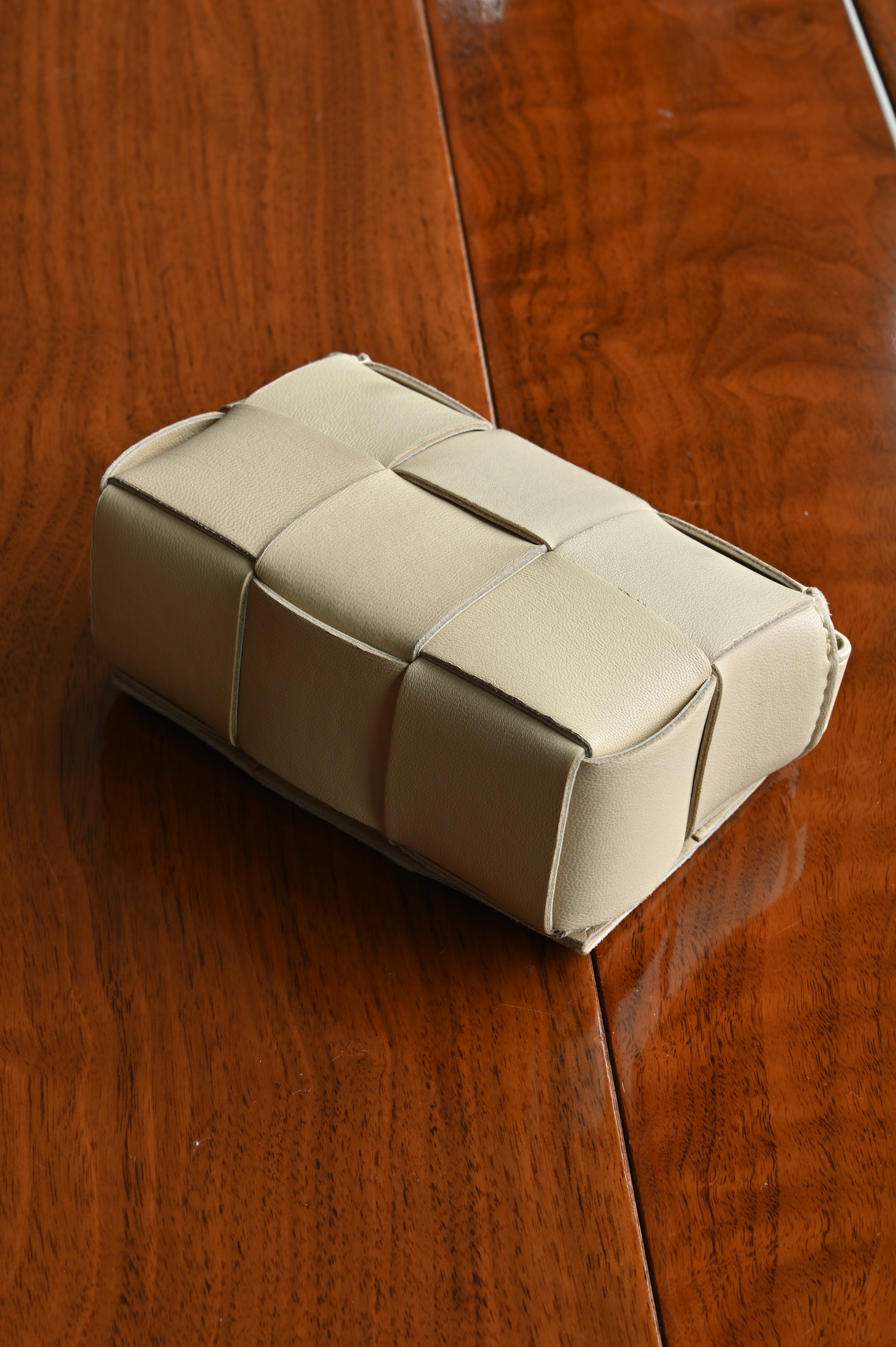 Bottega Veneta White Cassette Bag corner