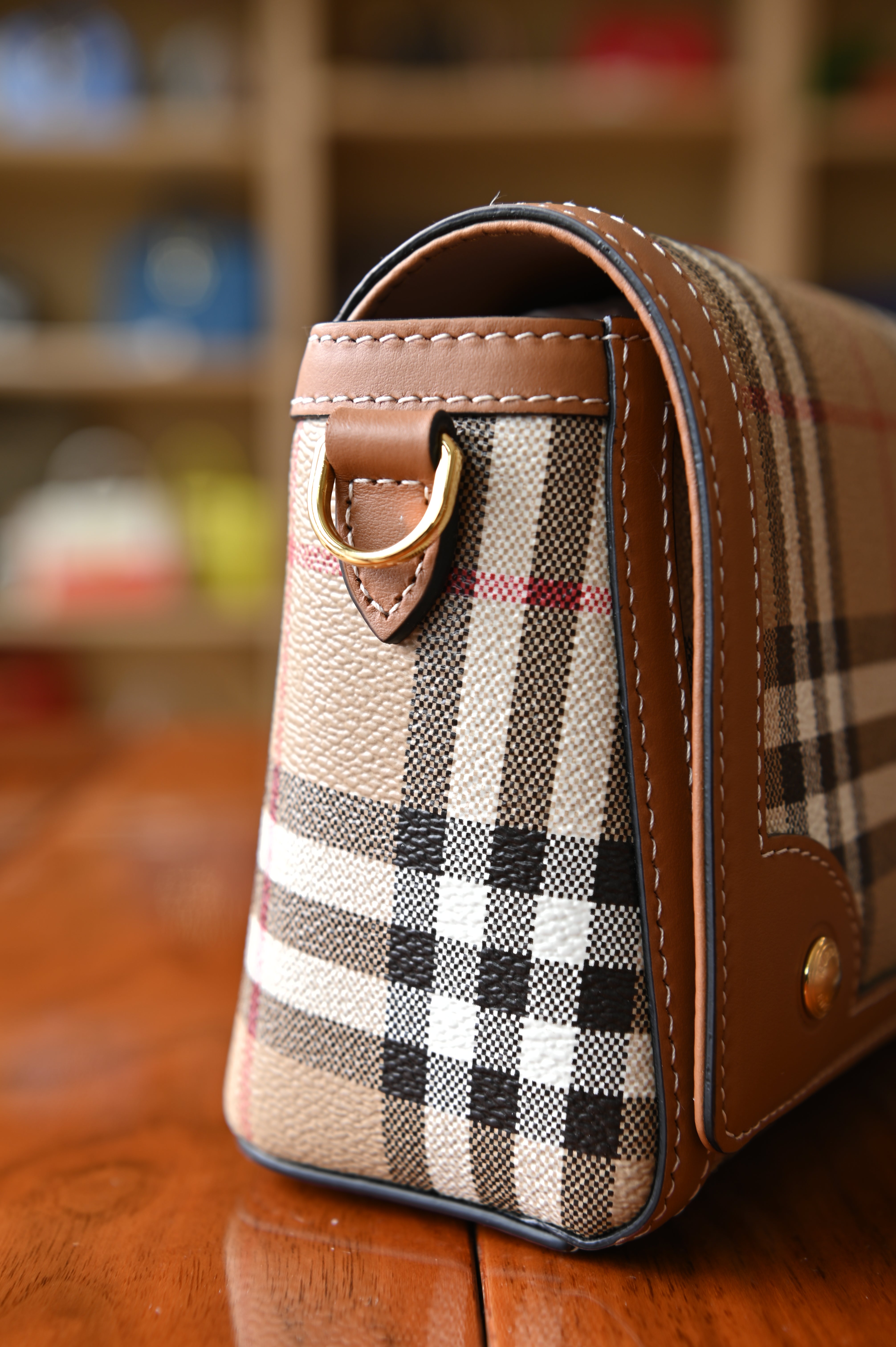 Burberry Briar Brow Note Crossbody Bag side two
