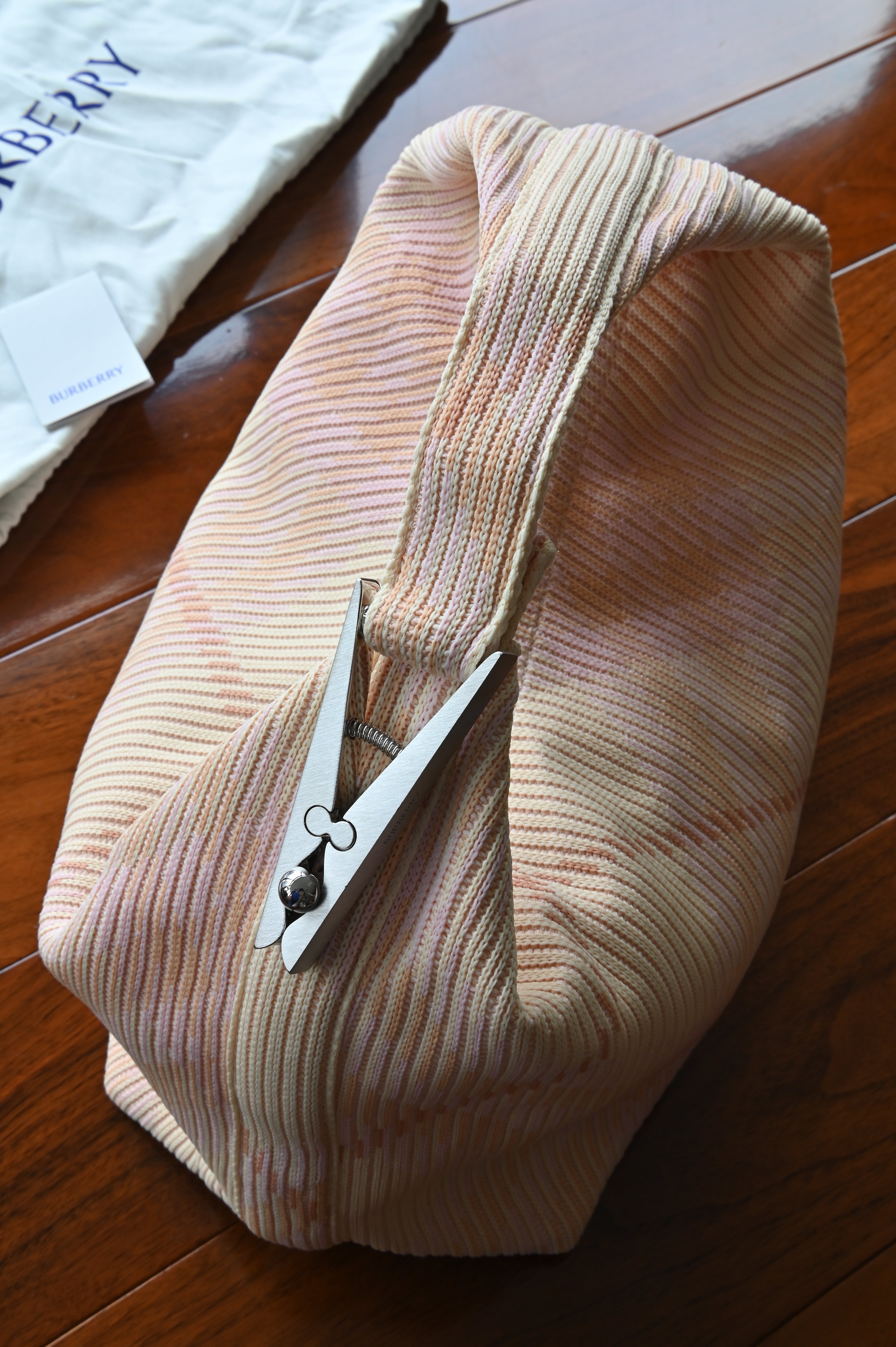 Burberry Peg Handle Pink Beige Knit Hobo Bag top