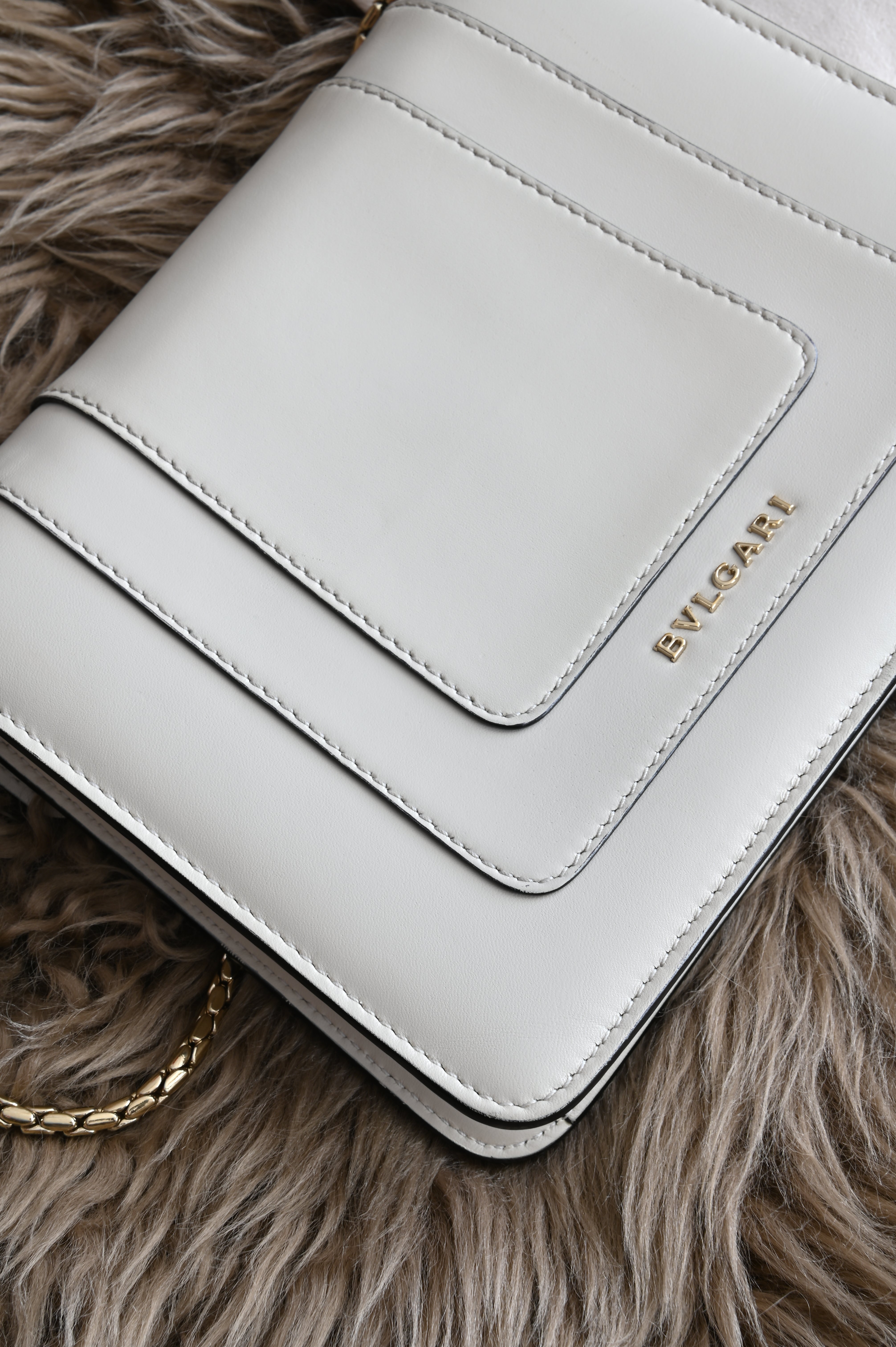 Bvlgari Serpenti Wallet on Chain back corner