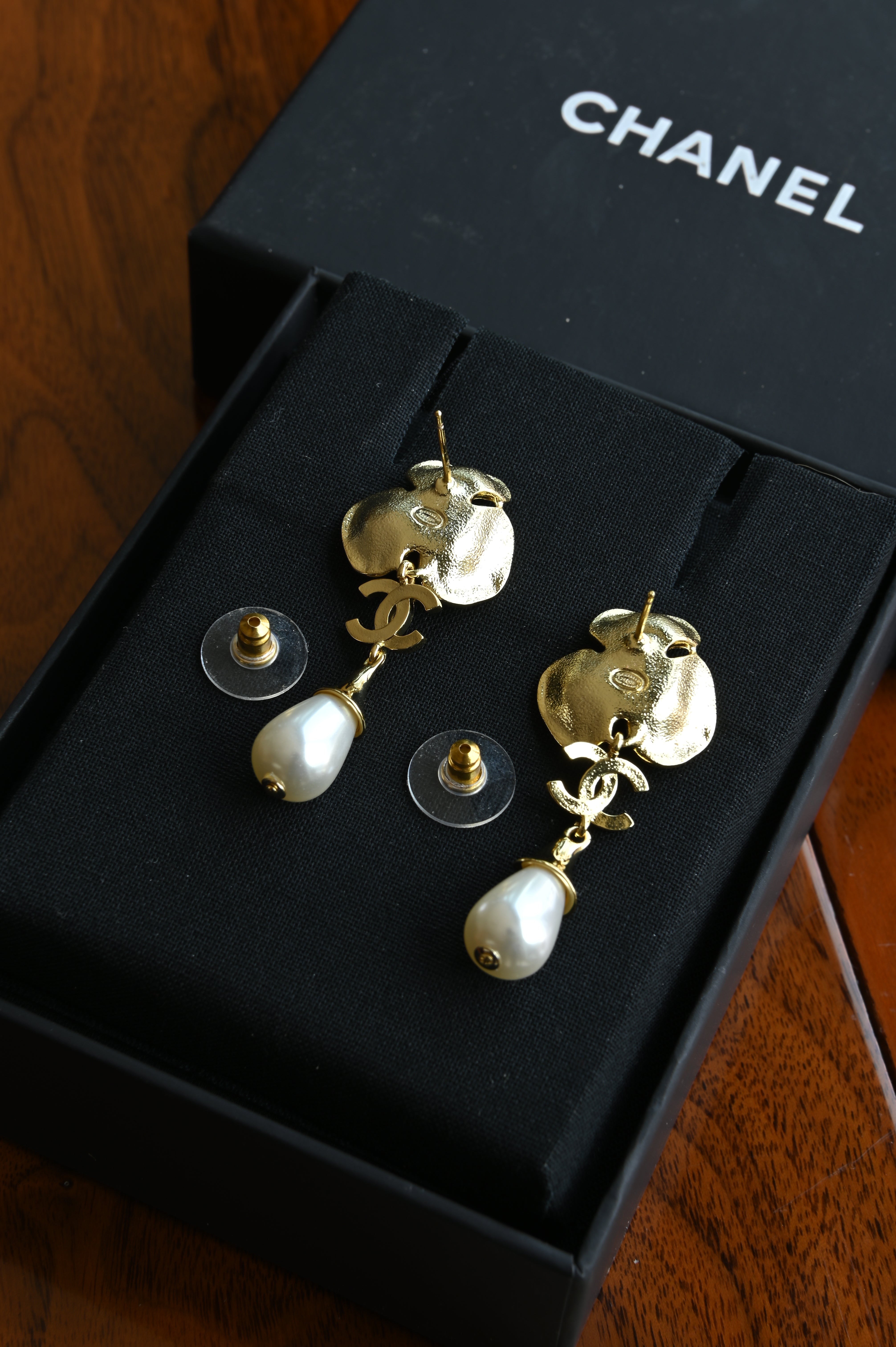 Chanel CC Ruby Pearl Pendant Earrings back