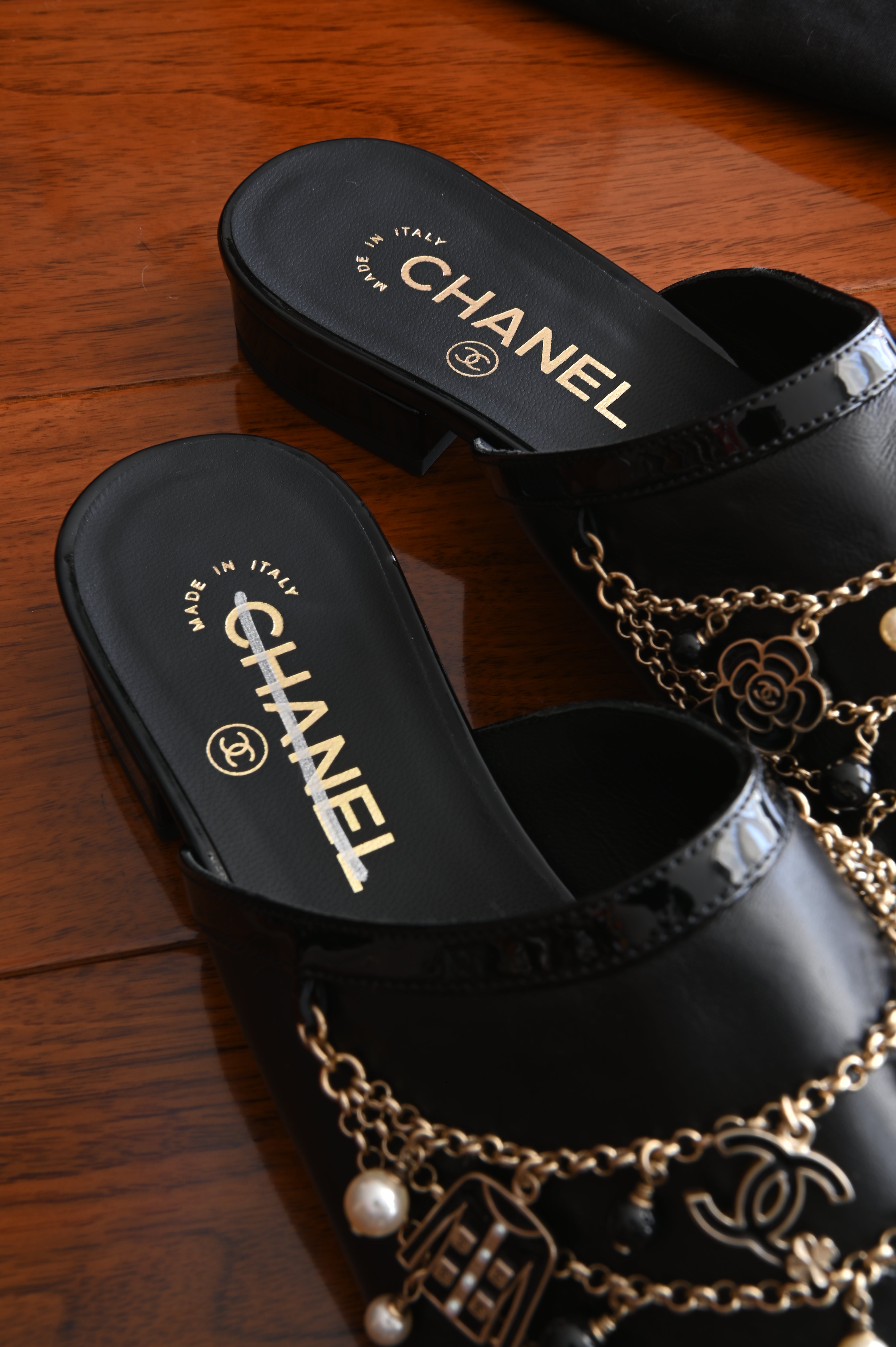 Chanel Pearl Charmed Chain Black Mules logo two