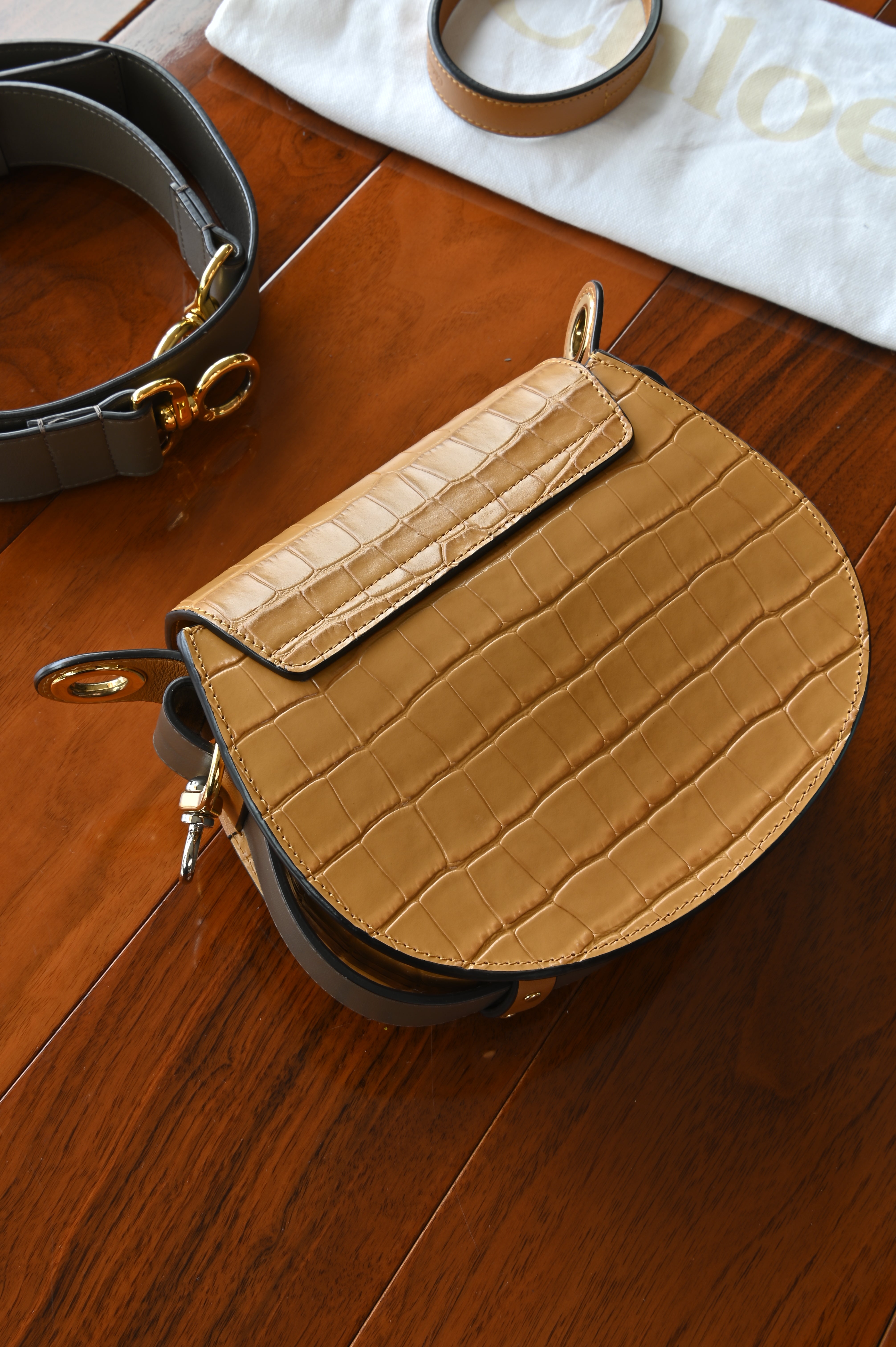  Chloé Small Tan Crocodile-Embossed Calf Shoulder Bag back