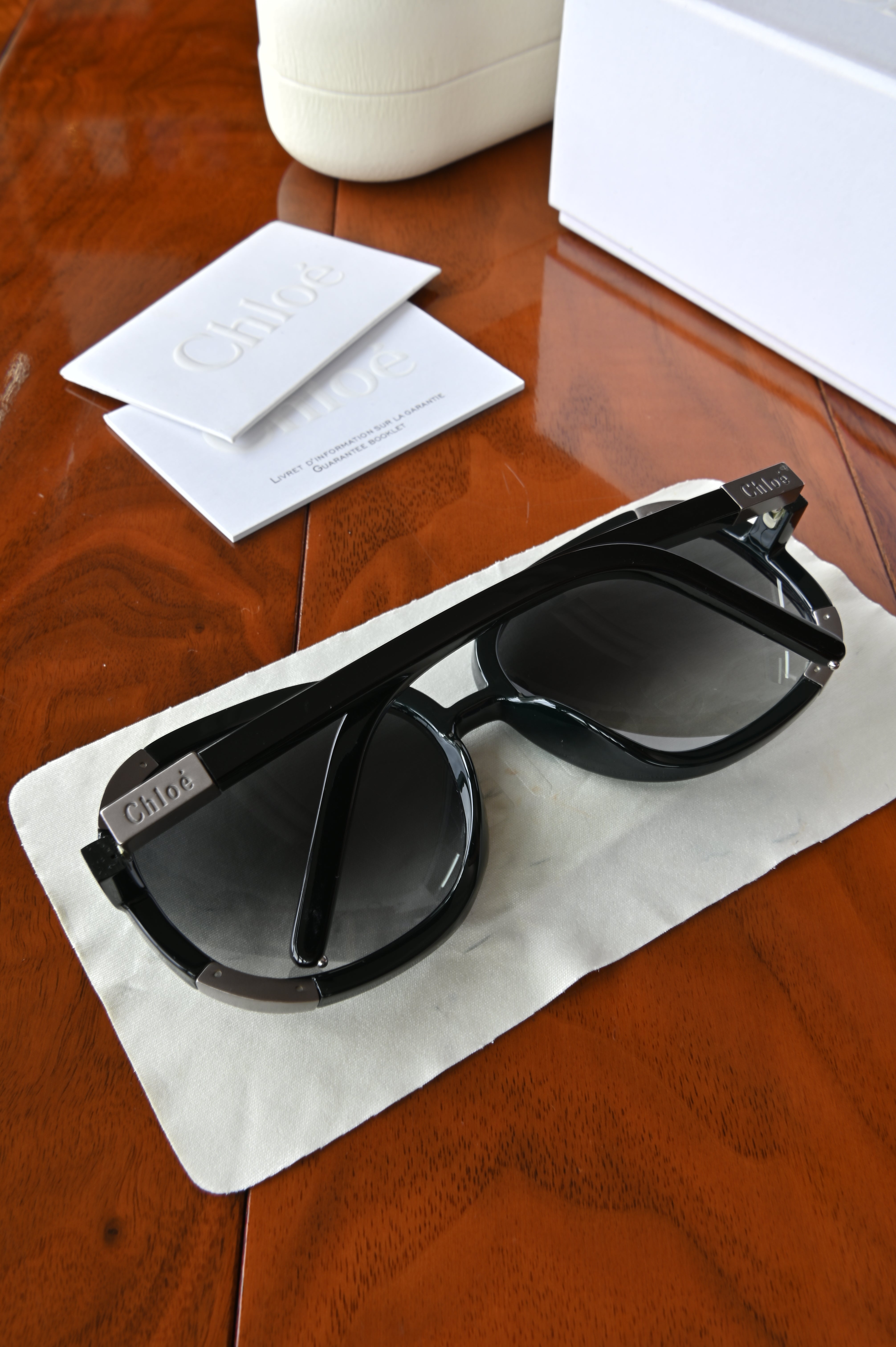 Chloe Black Rounded Silver Corner Sunglasses back