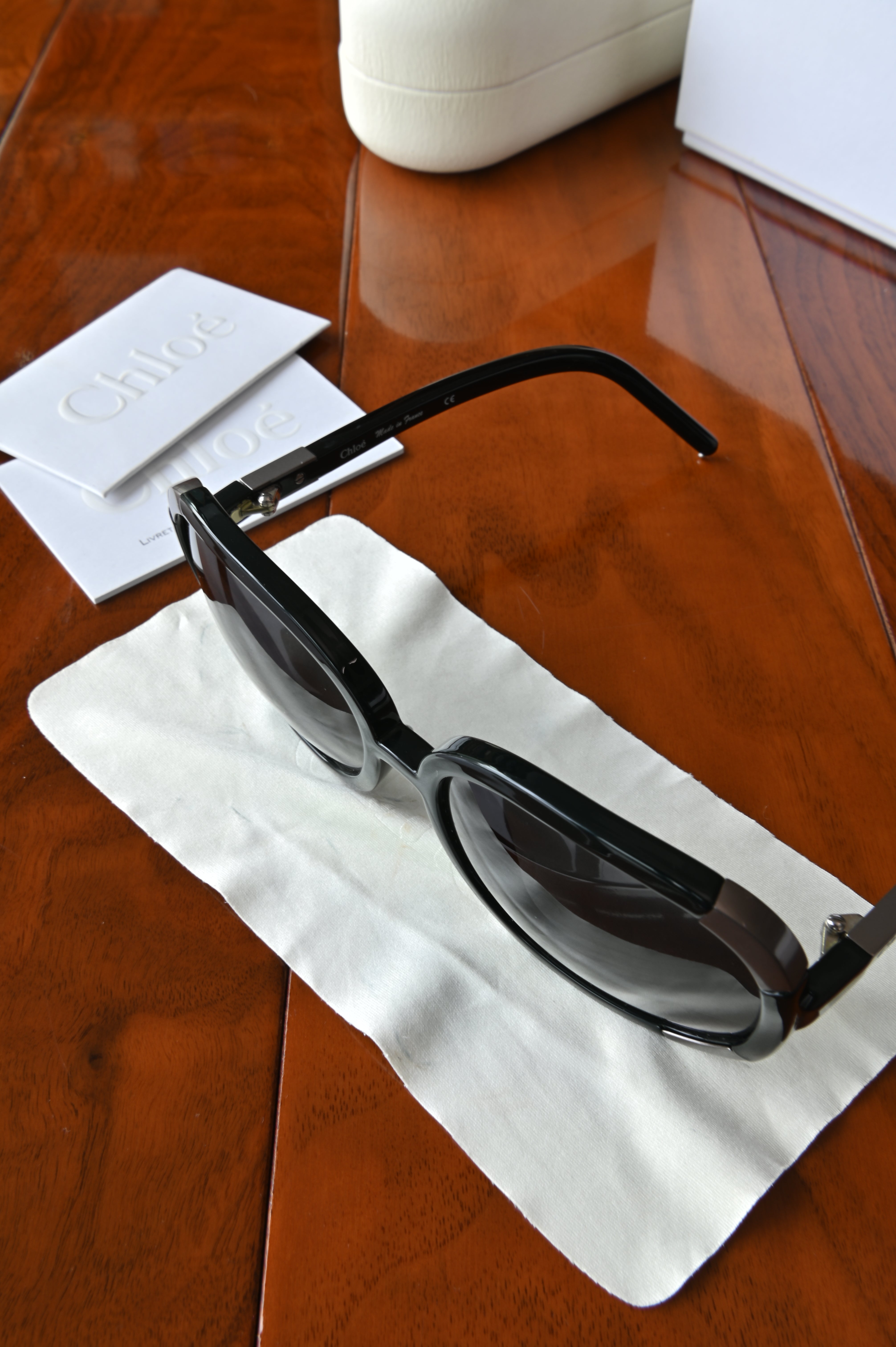 Chloe Black Rounded Silver Corner Sunglasses top