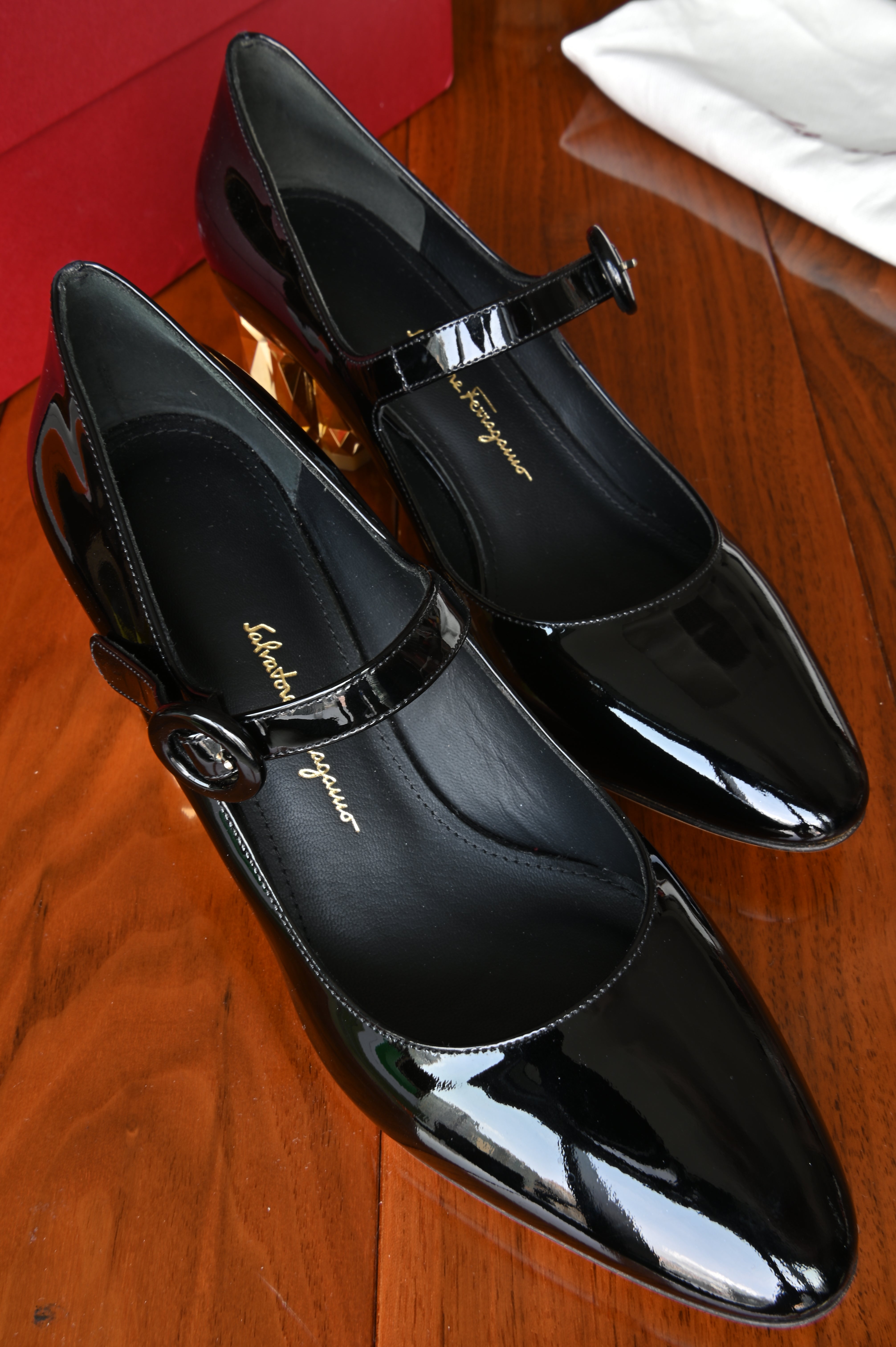 Salvatore Ferragamo Black Ortensia Mary Jane Pumps