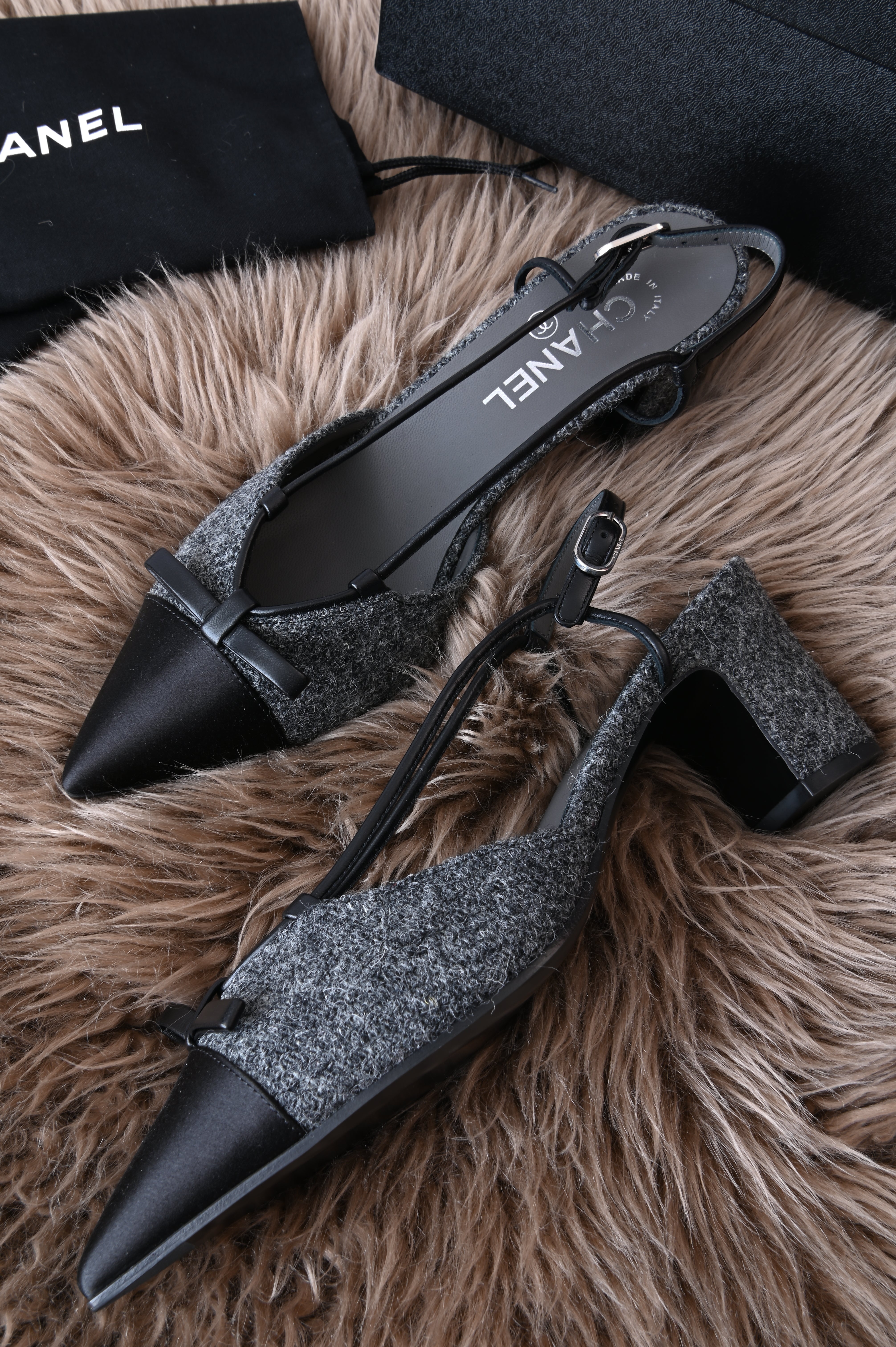 Chanel Slingback in tweed and Satin