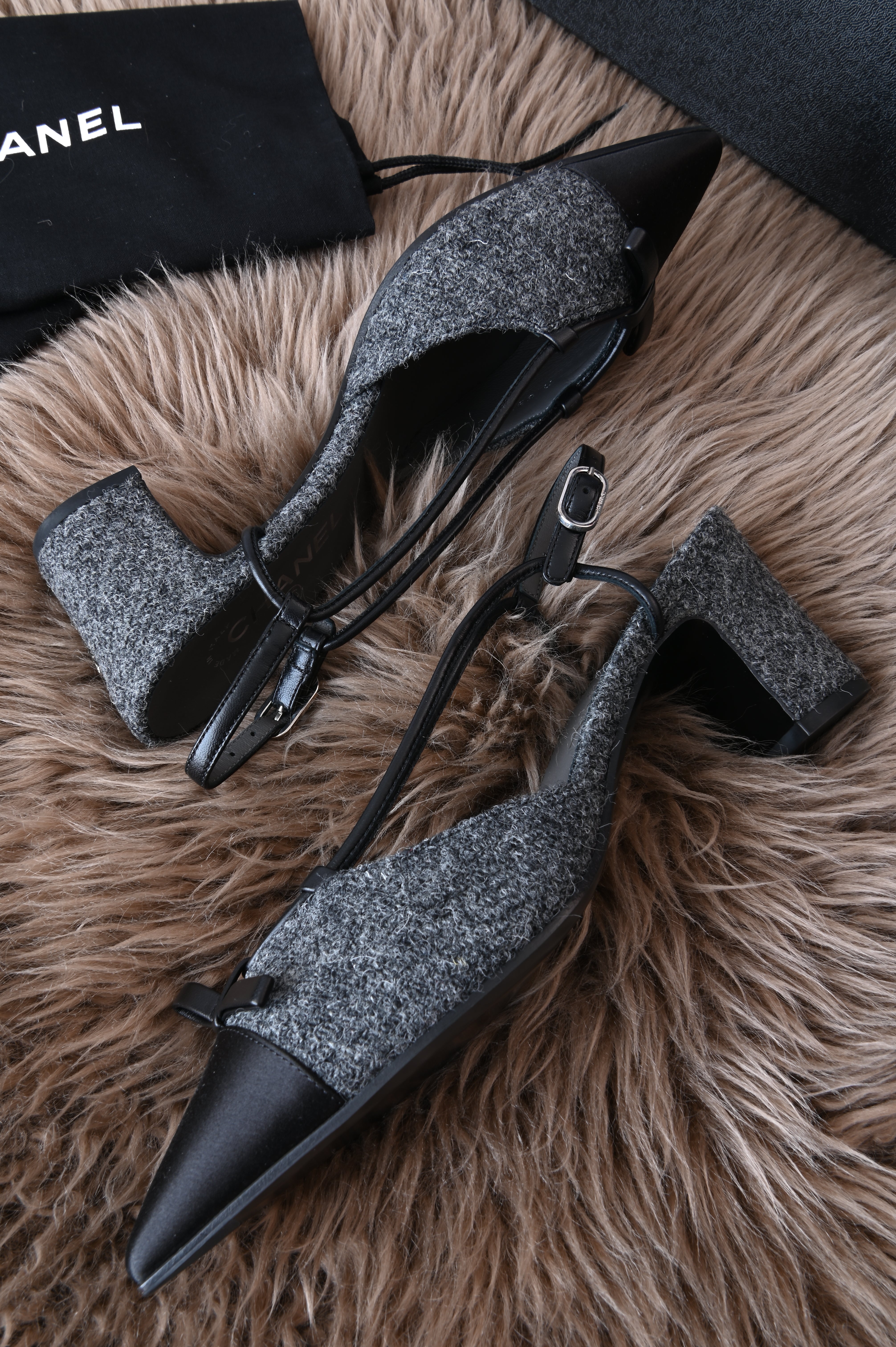Chanel Slingback in tweed and Satin