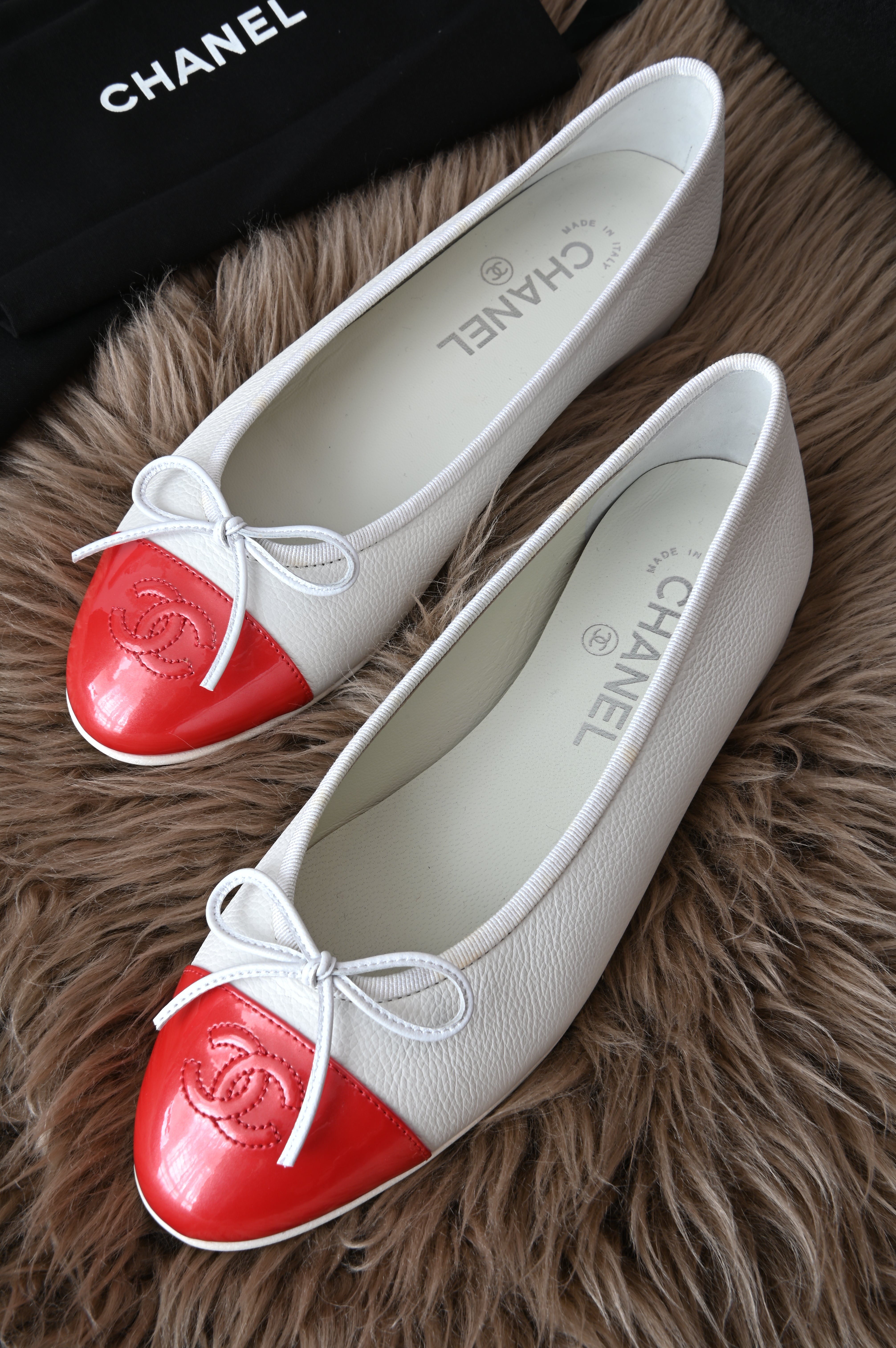 Chanel Ballerina two-tone in Calfskin and Patent