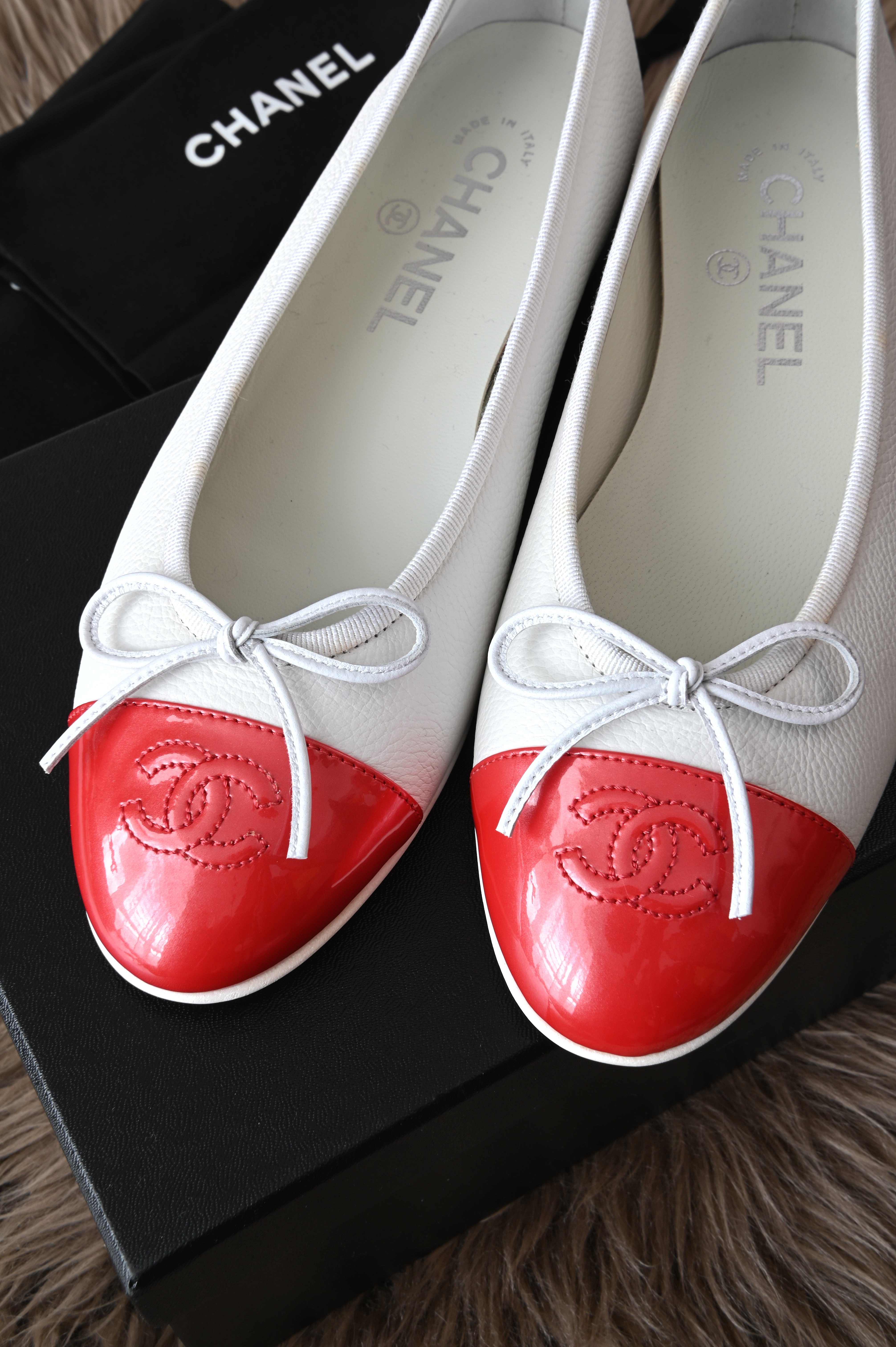 Chanel Ballerina two-tone in Calfskin and Patent