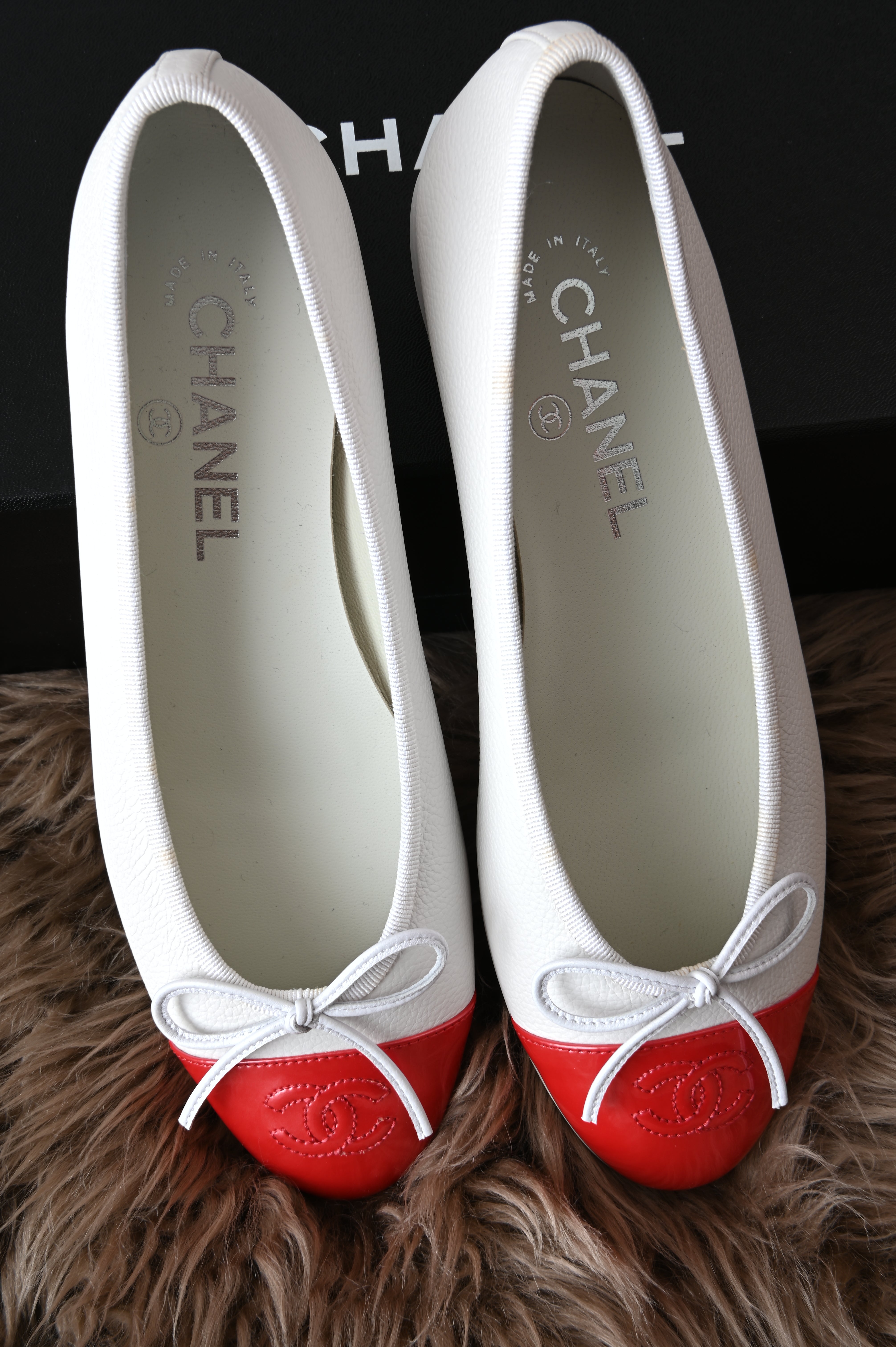 Chanel Ballerina two-tone in Calfskin and Patent