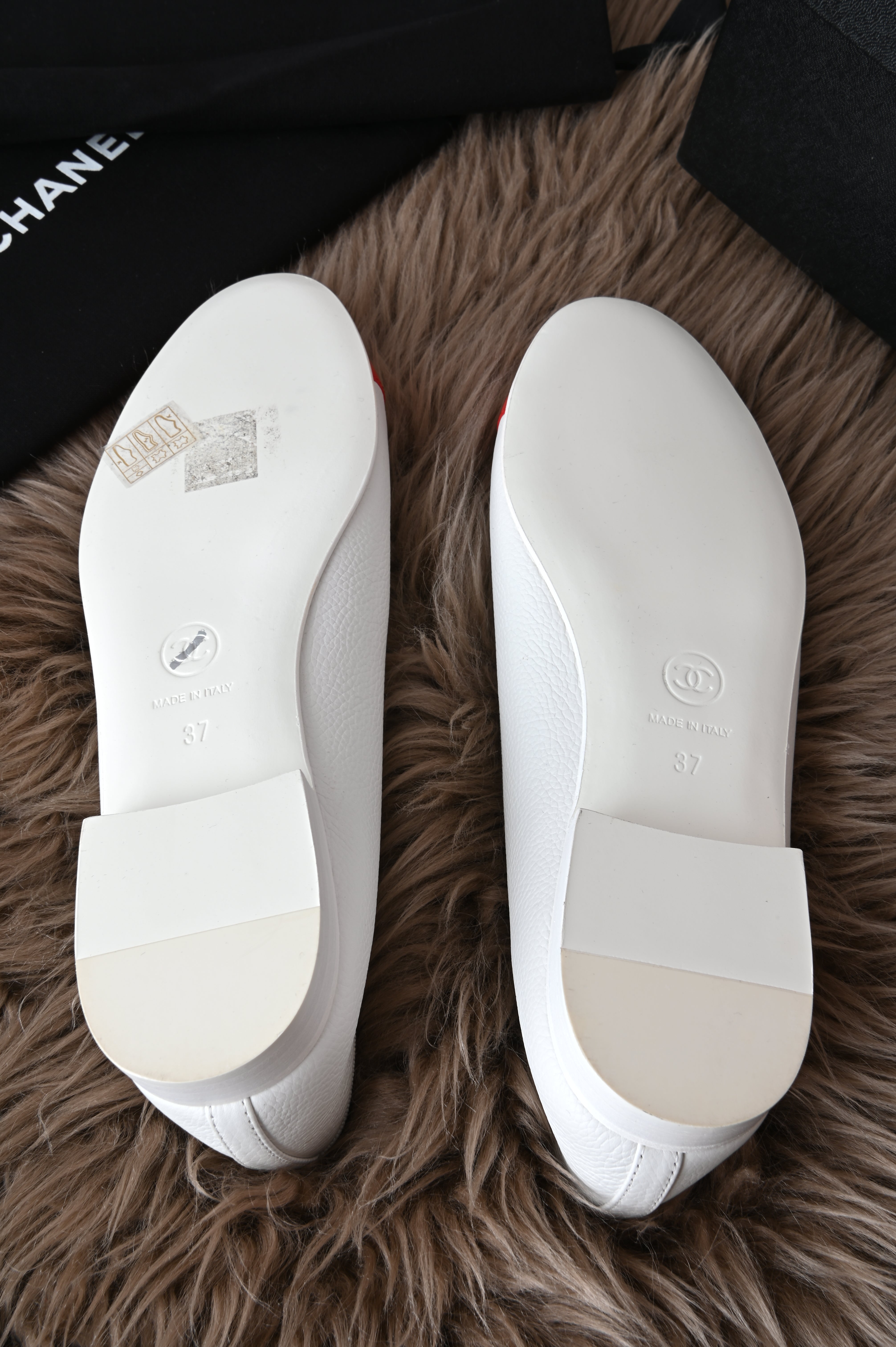 Chanel Ballerina two-tone in Calfskin and Patent