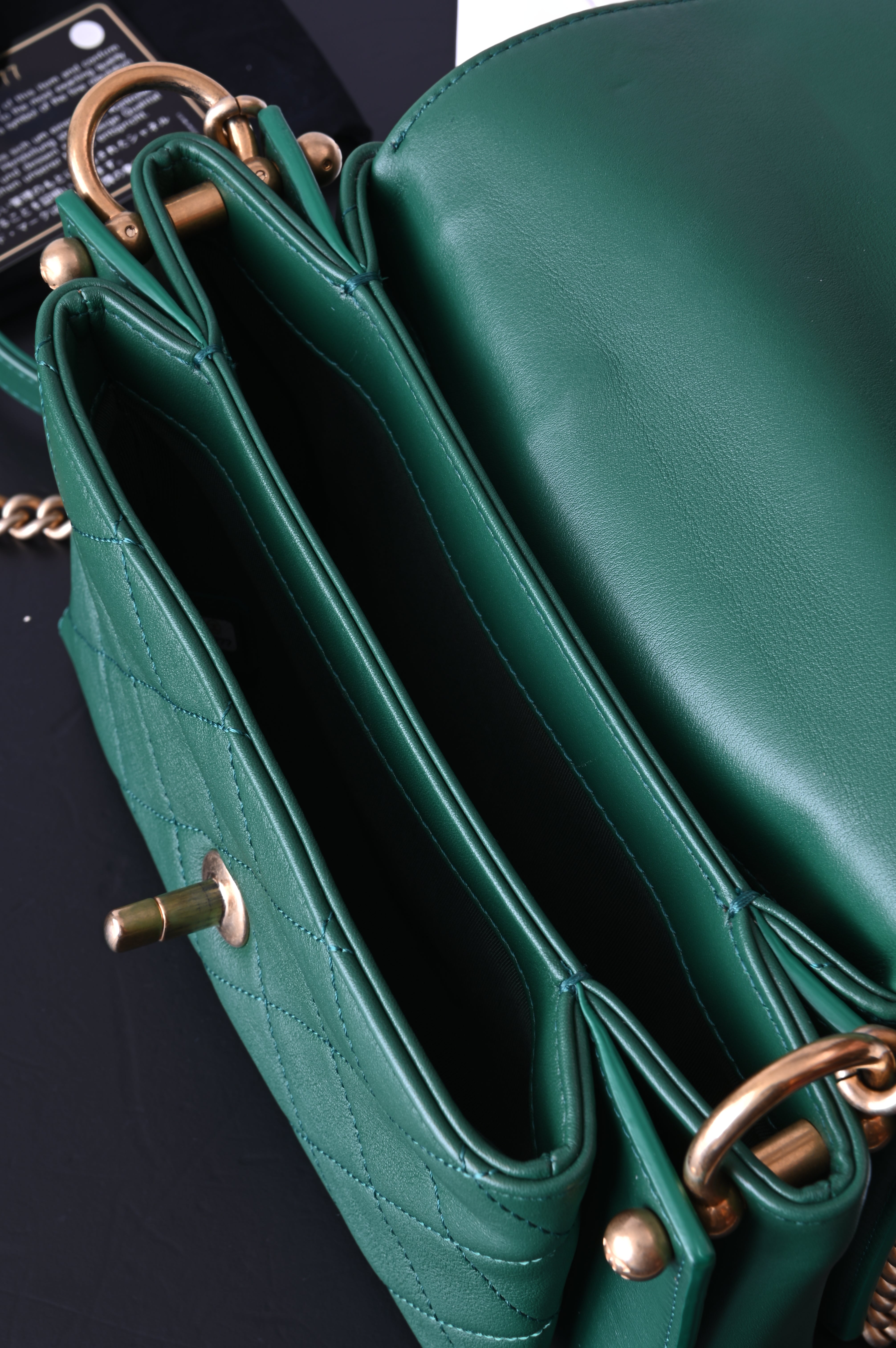 Chanel Chain Shoulder Bag Matelasse in Green and gold hardware