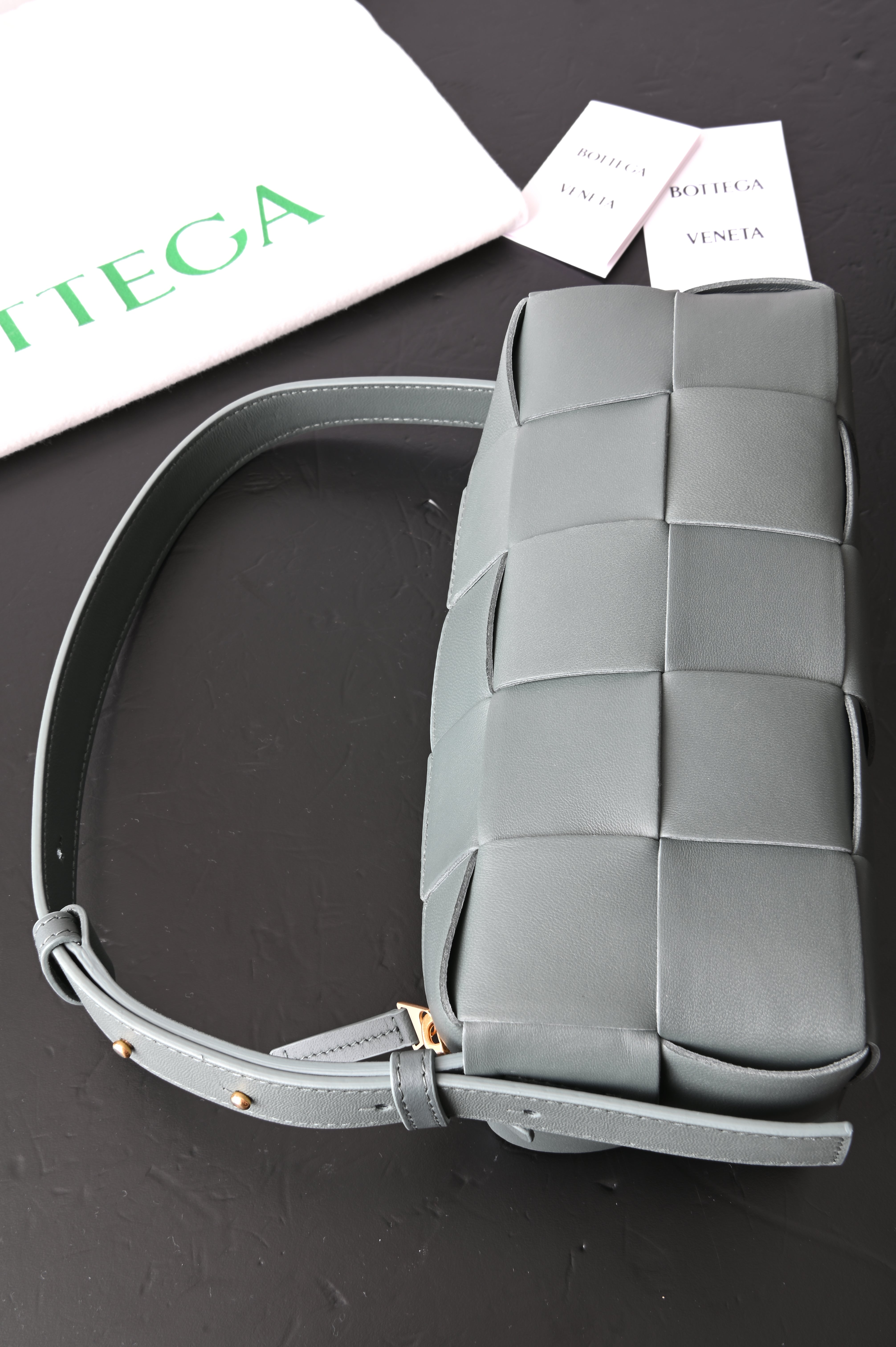 BOTTEGA VENETA Cassette Bag