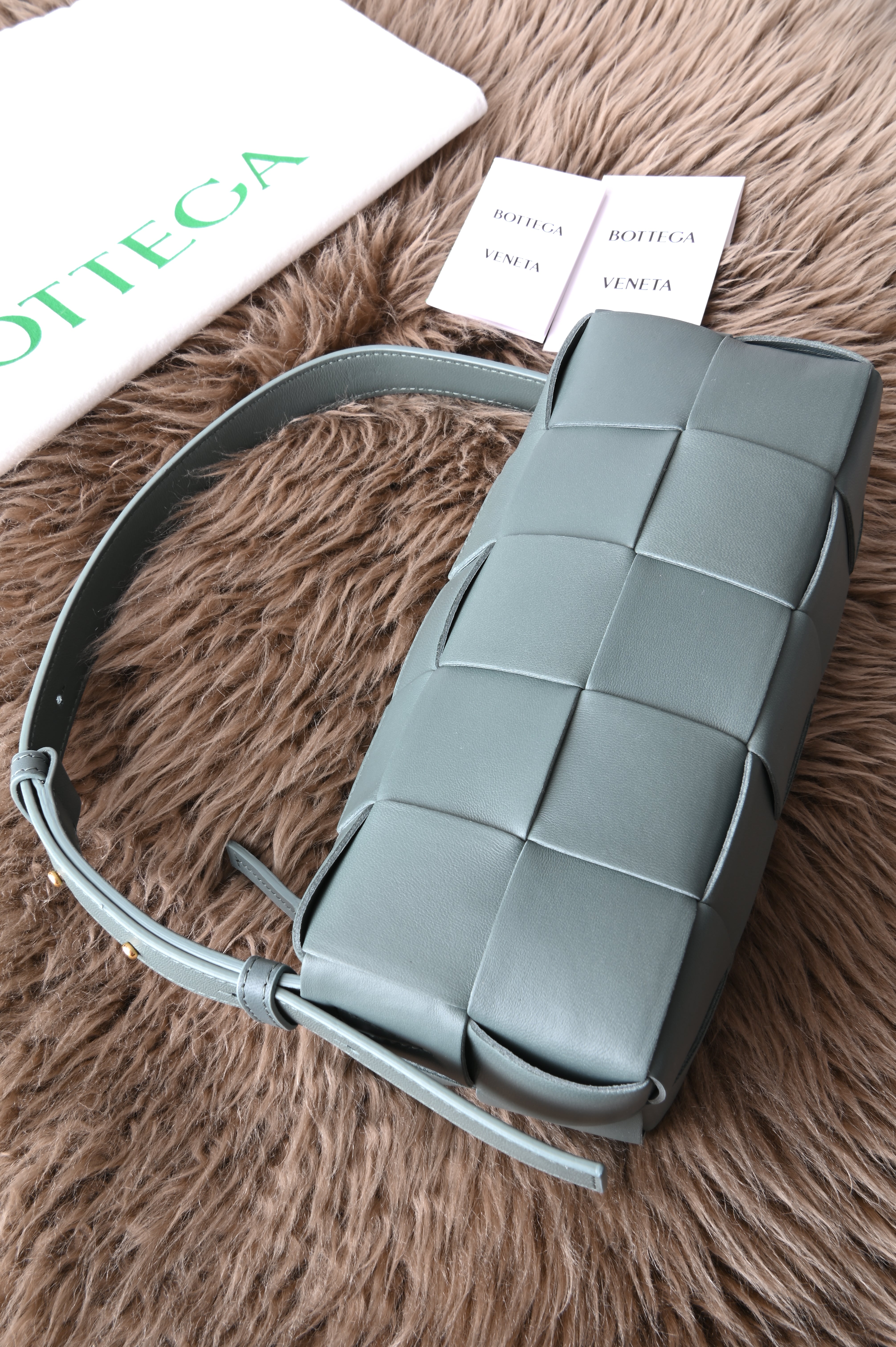 BOTTEGA VENETA Cassette Bag
