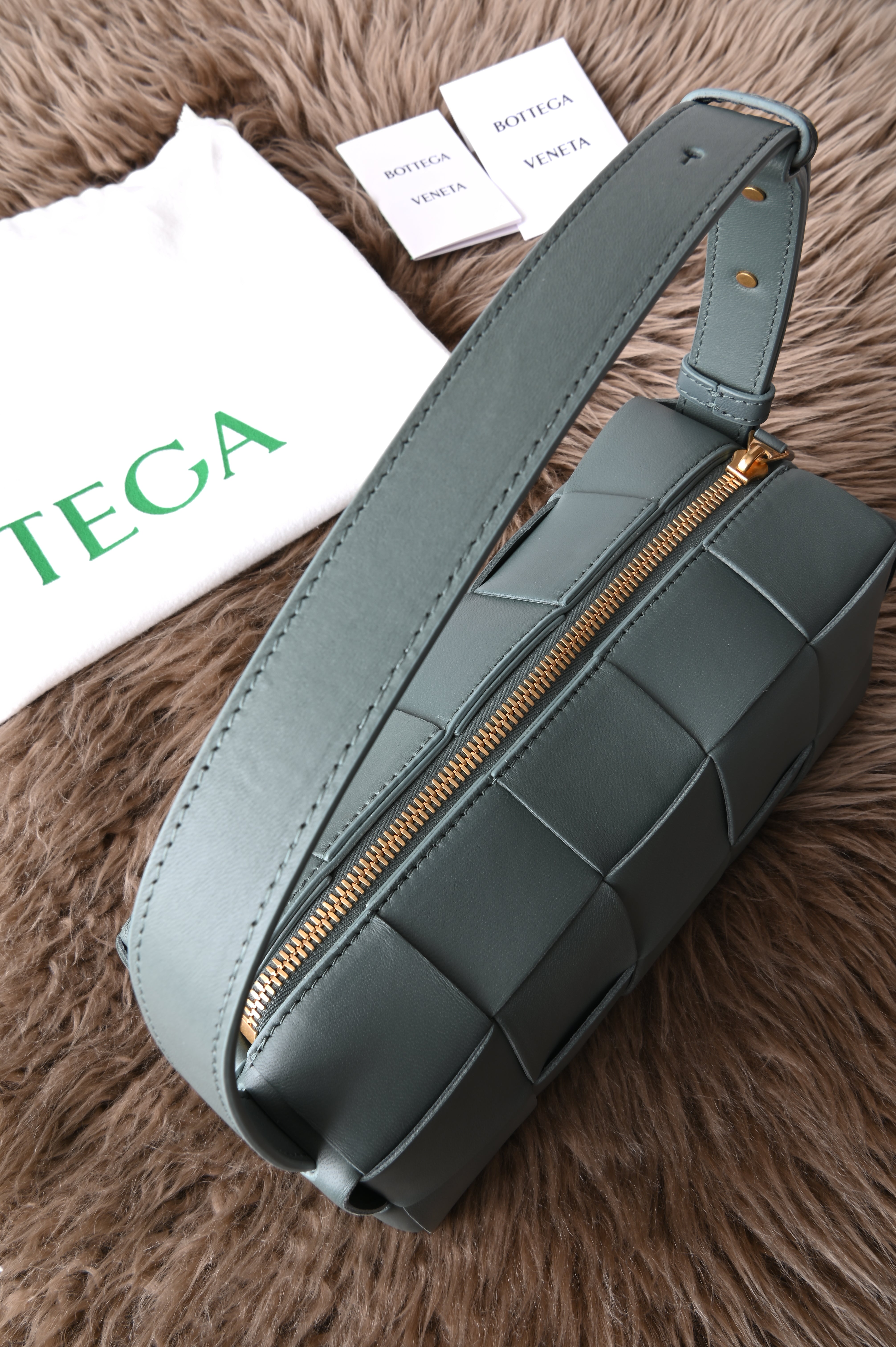 BOTTEGA VENETA Cassette Bag
