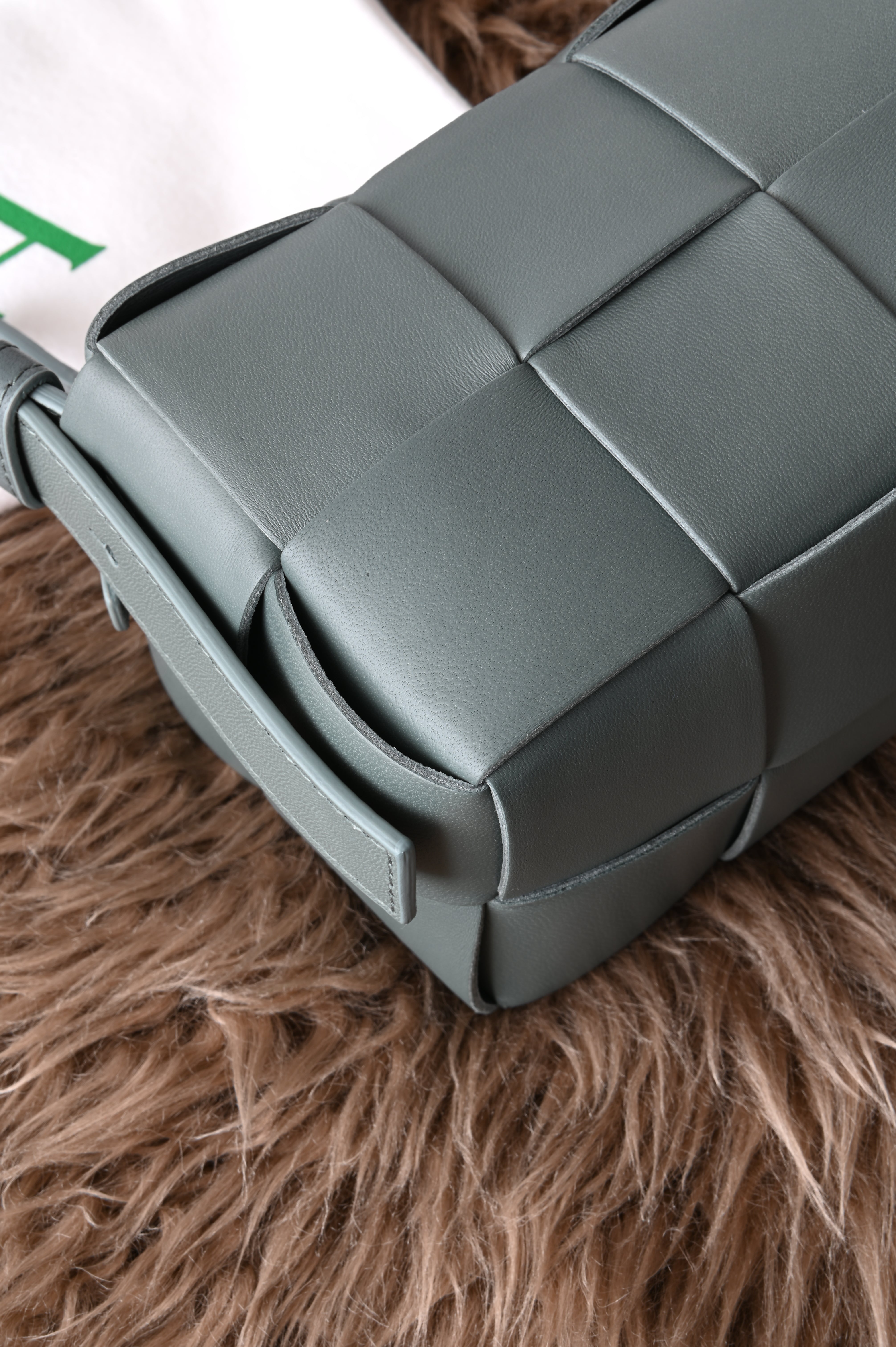 BOTTEGA VENETA Cassette Bag