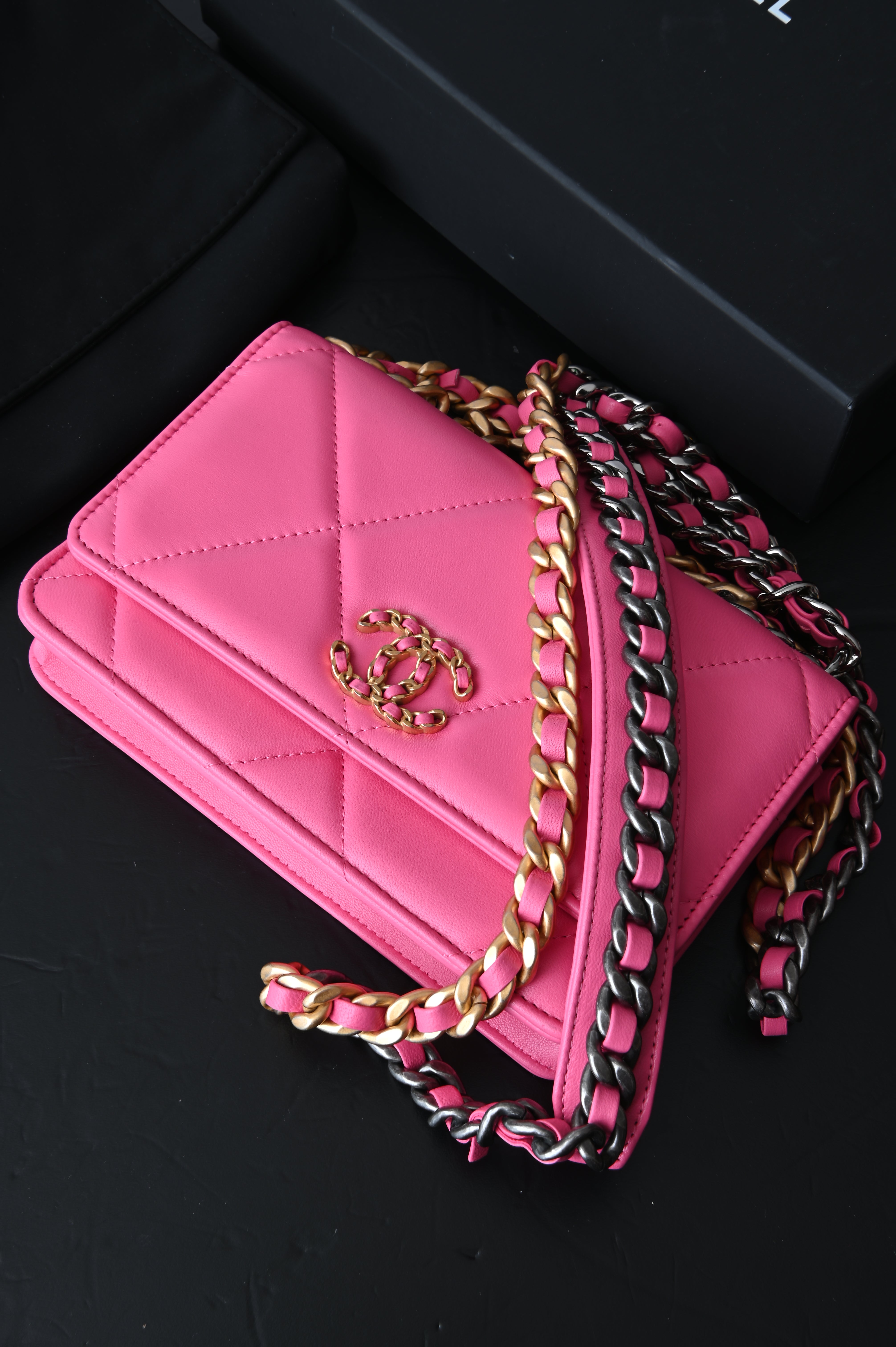 Chanel Wallet On Chain