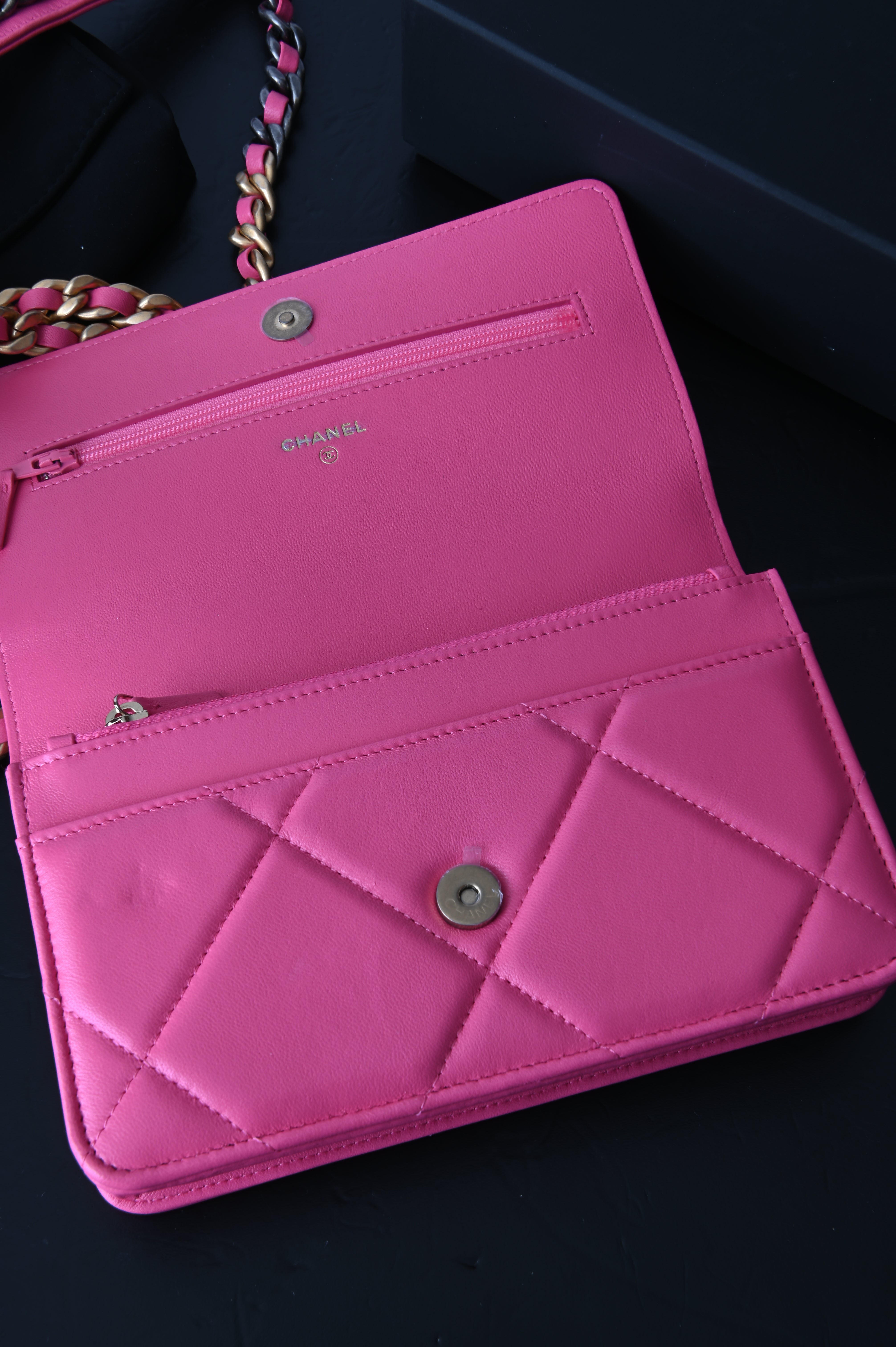 Chanel Wallet On Chain