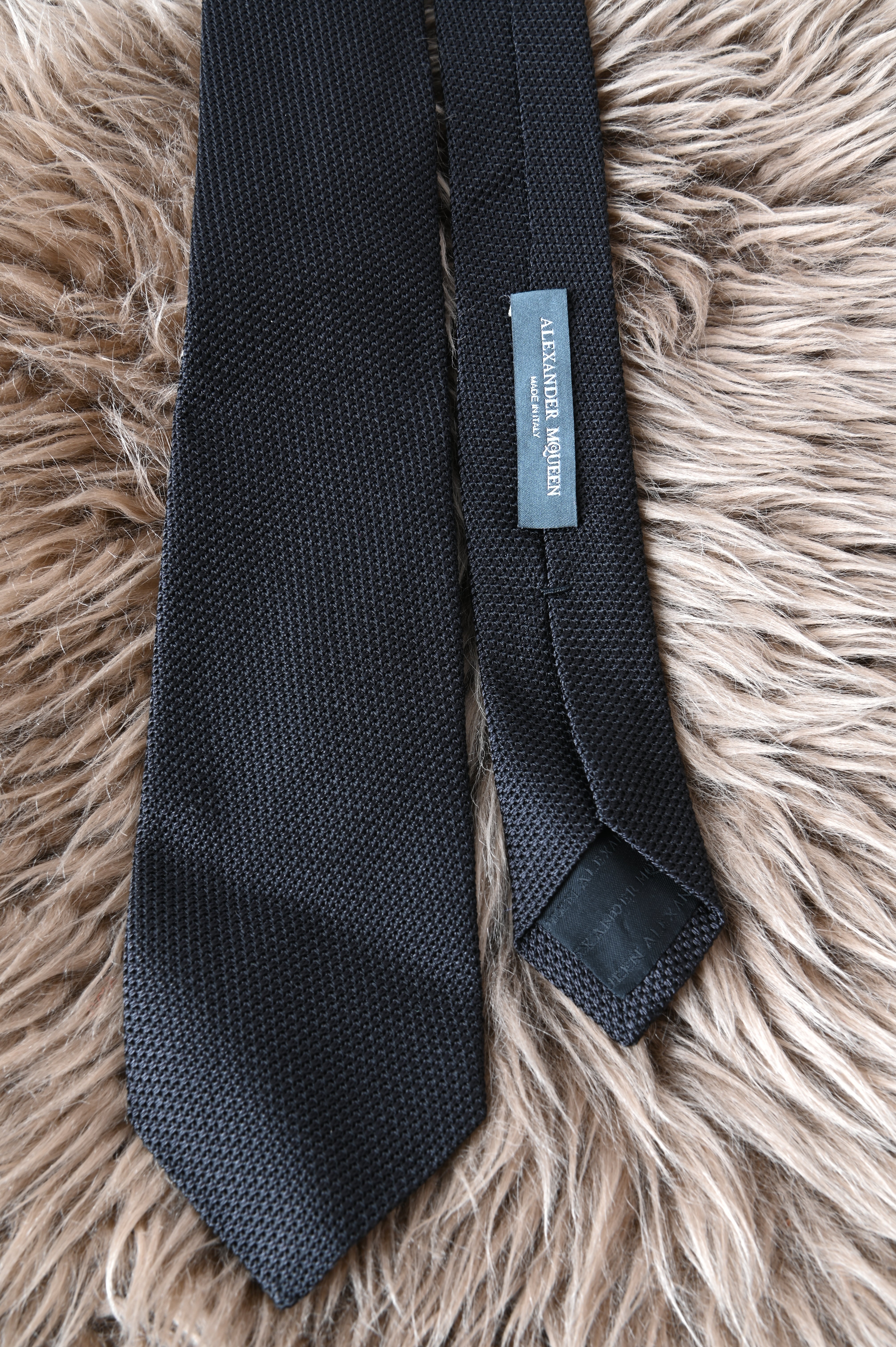 Alexander MQueen Black Tie