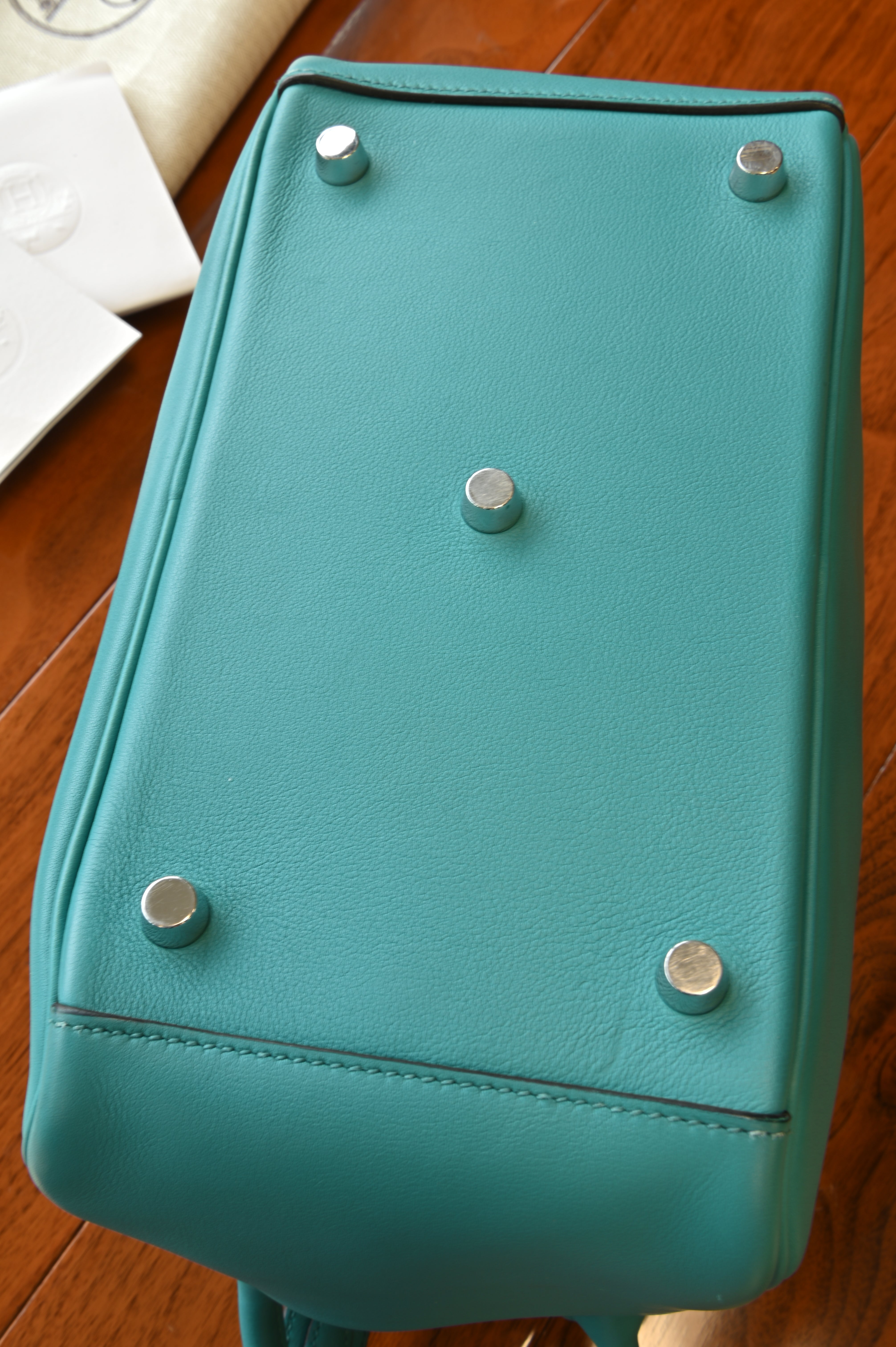 Hermès Lindy 26 Veau Swift leather Bleu Paon bag