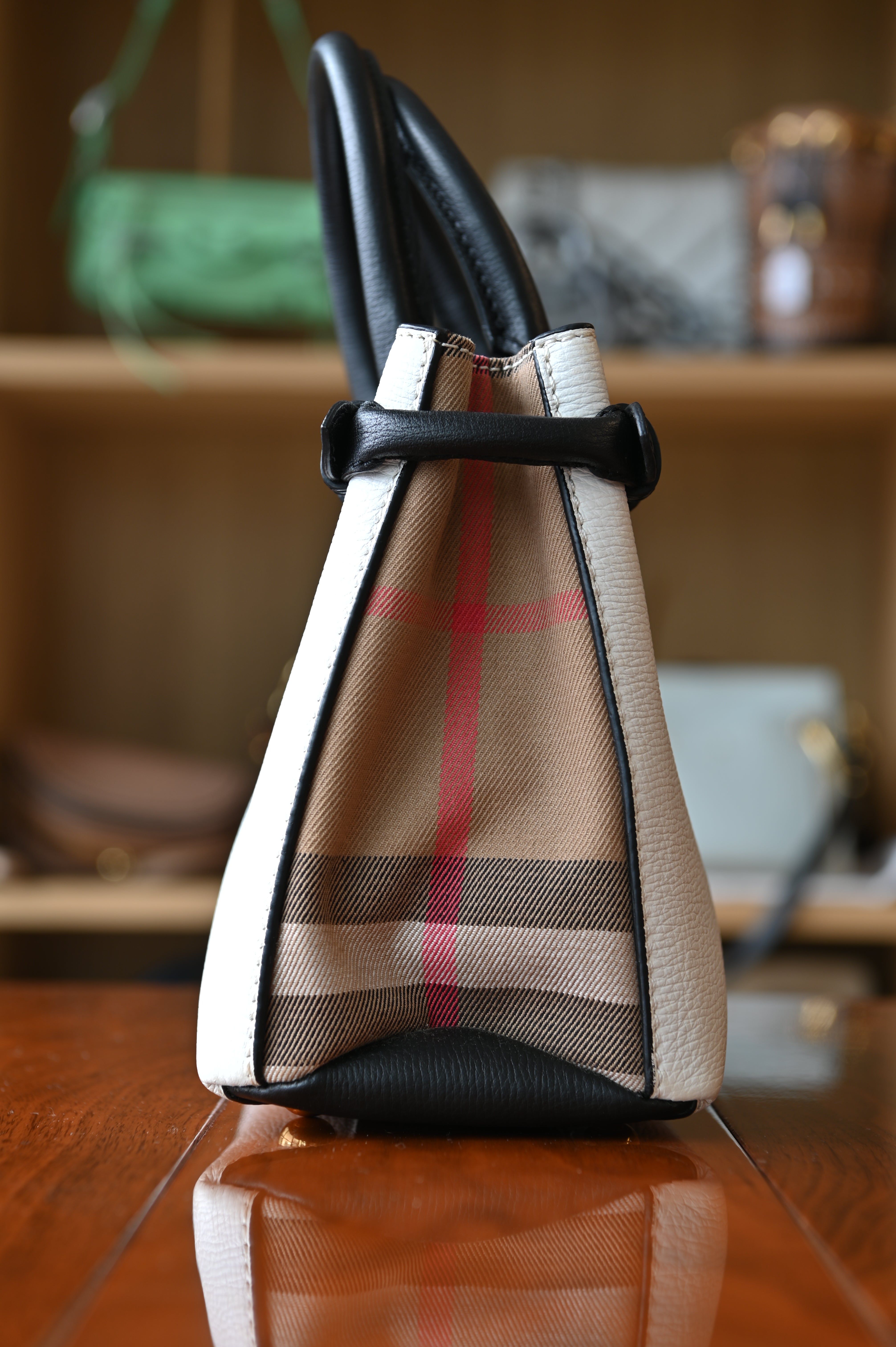 Burberry White The Banner Check Tote bag