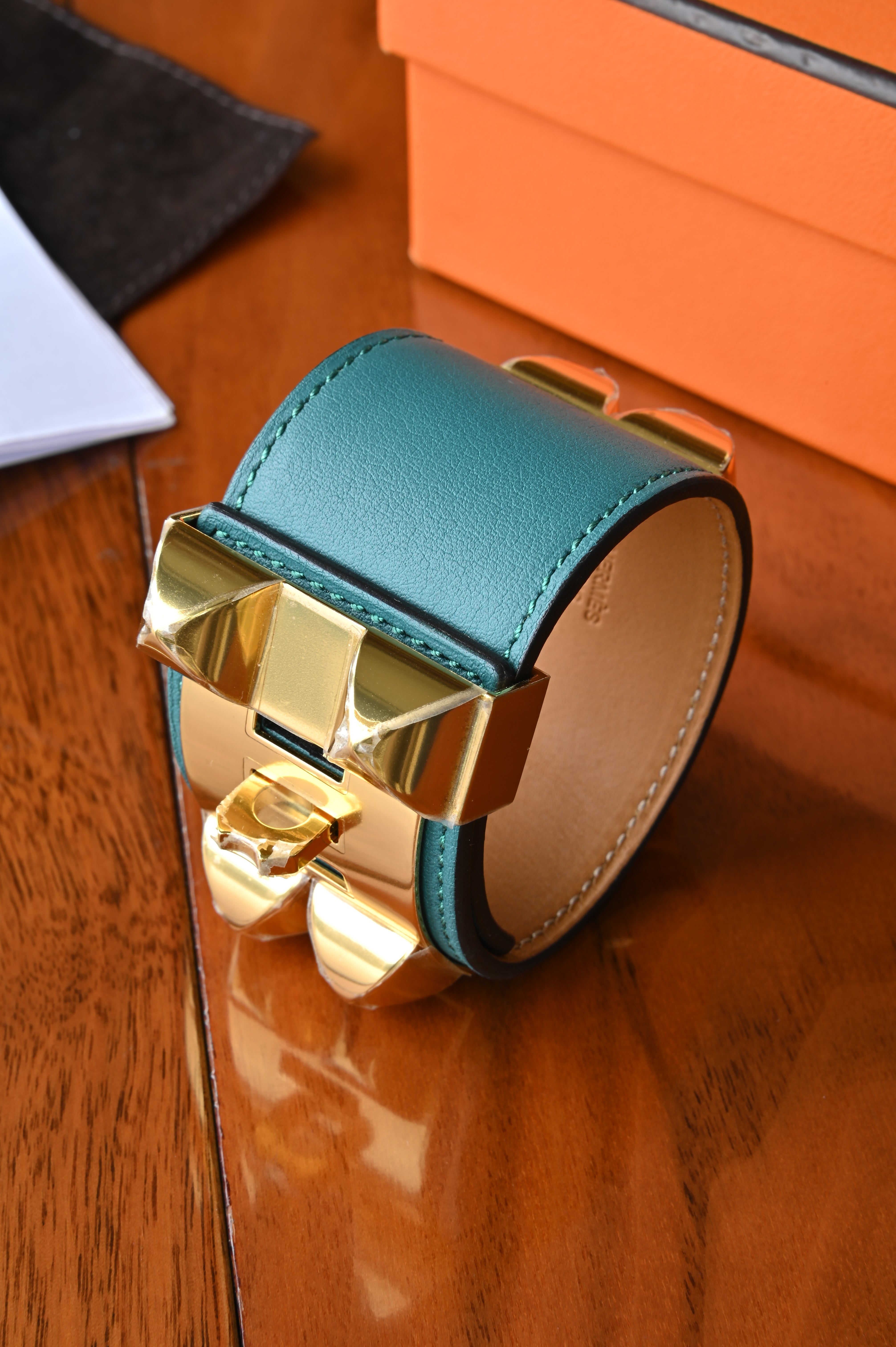 Hermes Cuir Collier De Chien V2 Veau Swift Bracelet