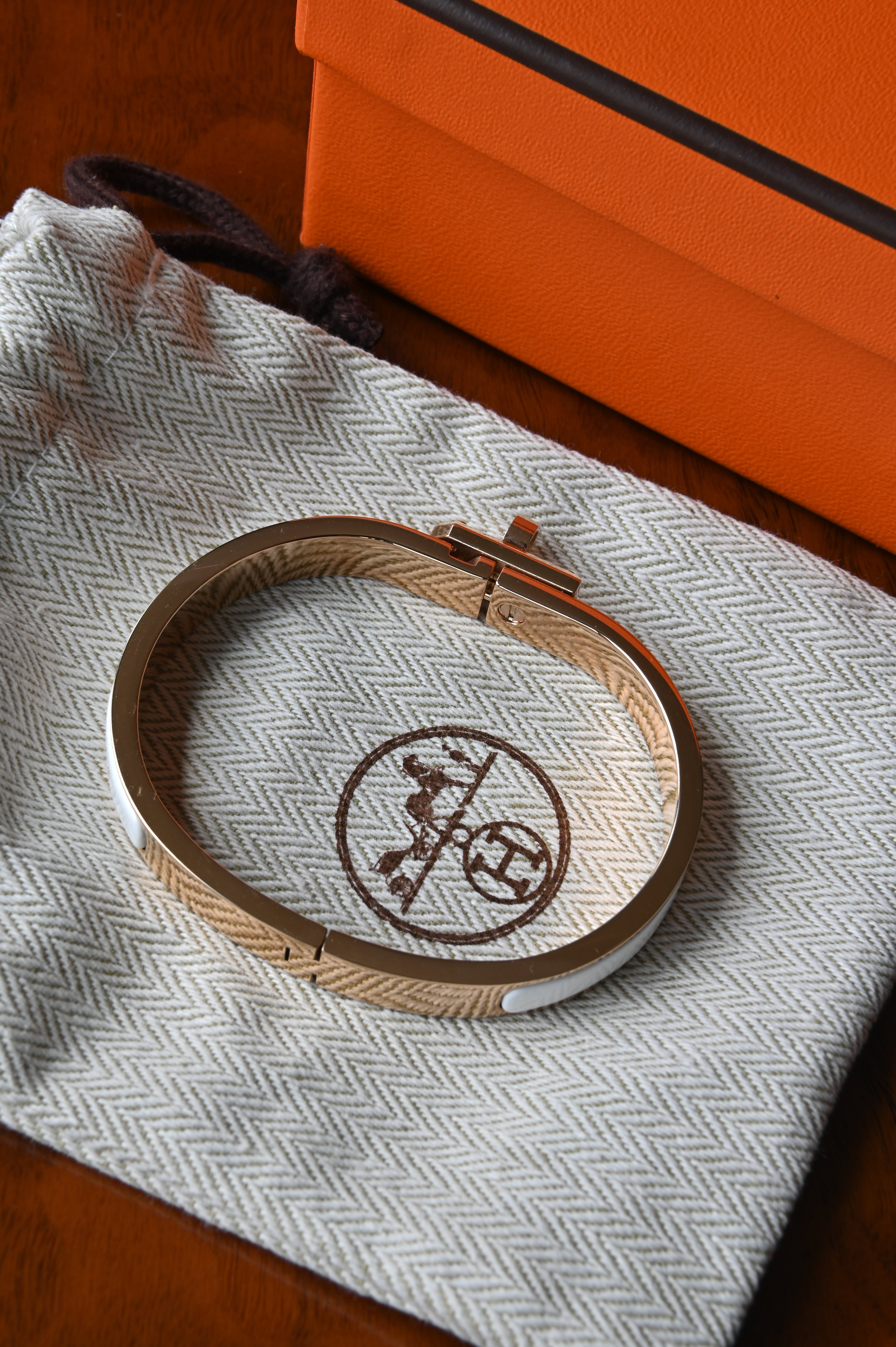 Hermes Mini Clic Kelly White Bracelet