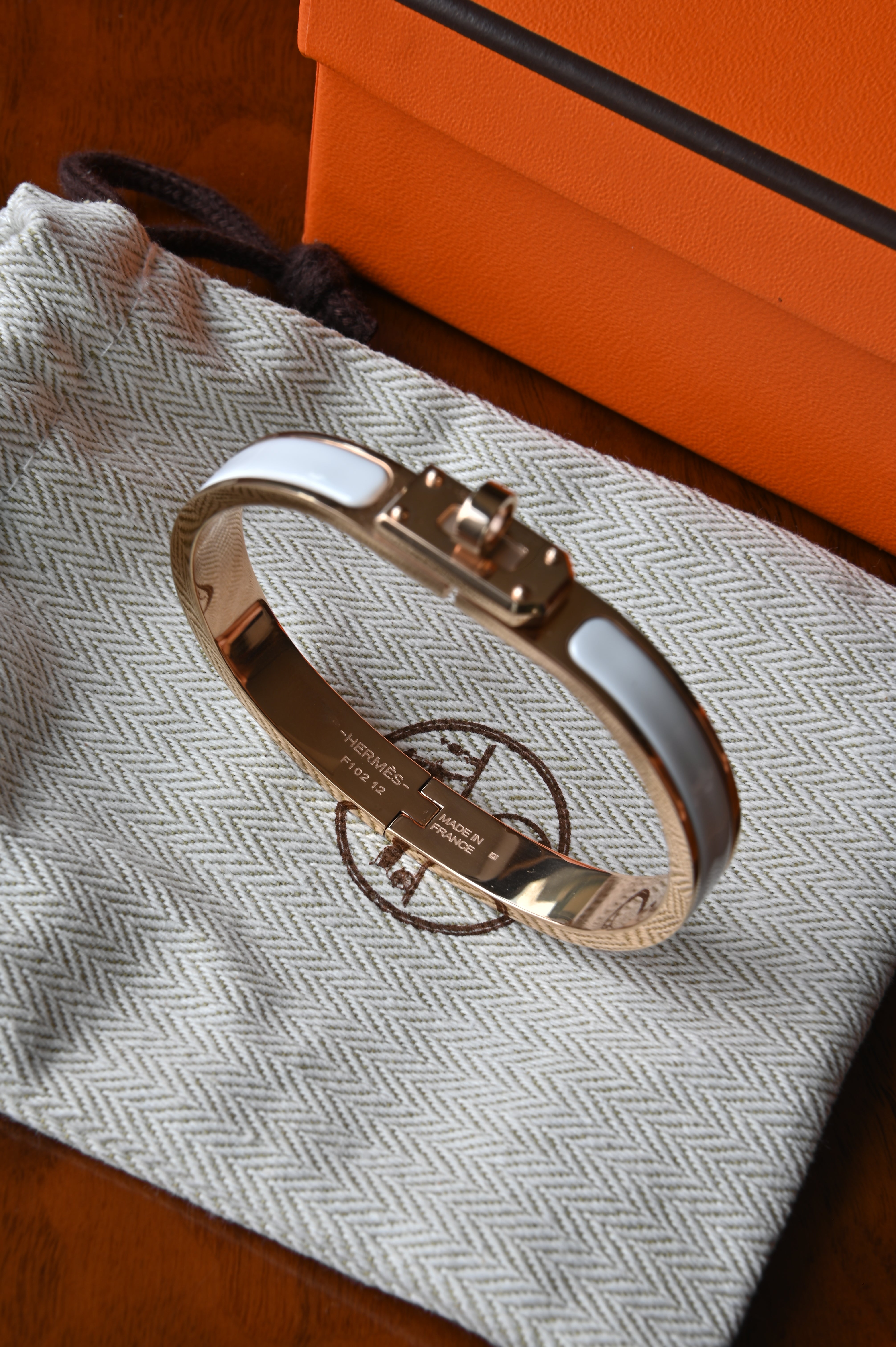 Hermes Mini Clic Kelly White Bracelet