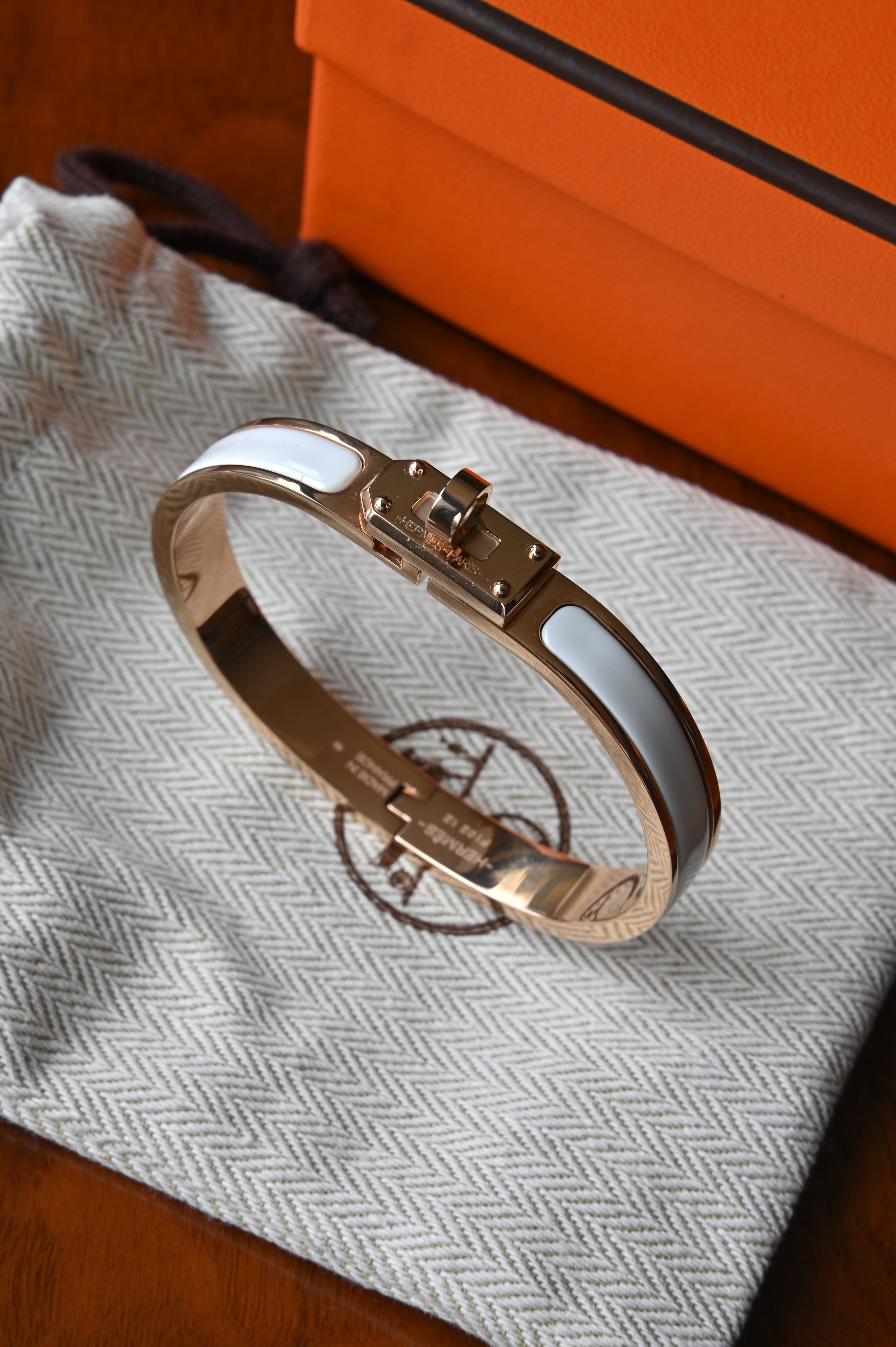 Hermes Mini Clic Kelly White Bracelet