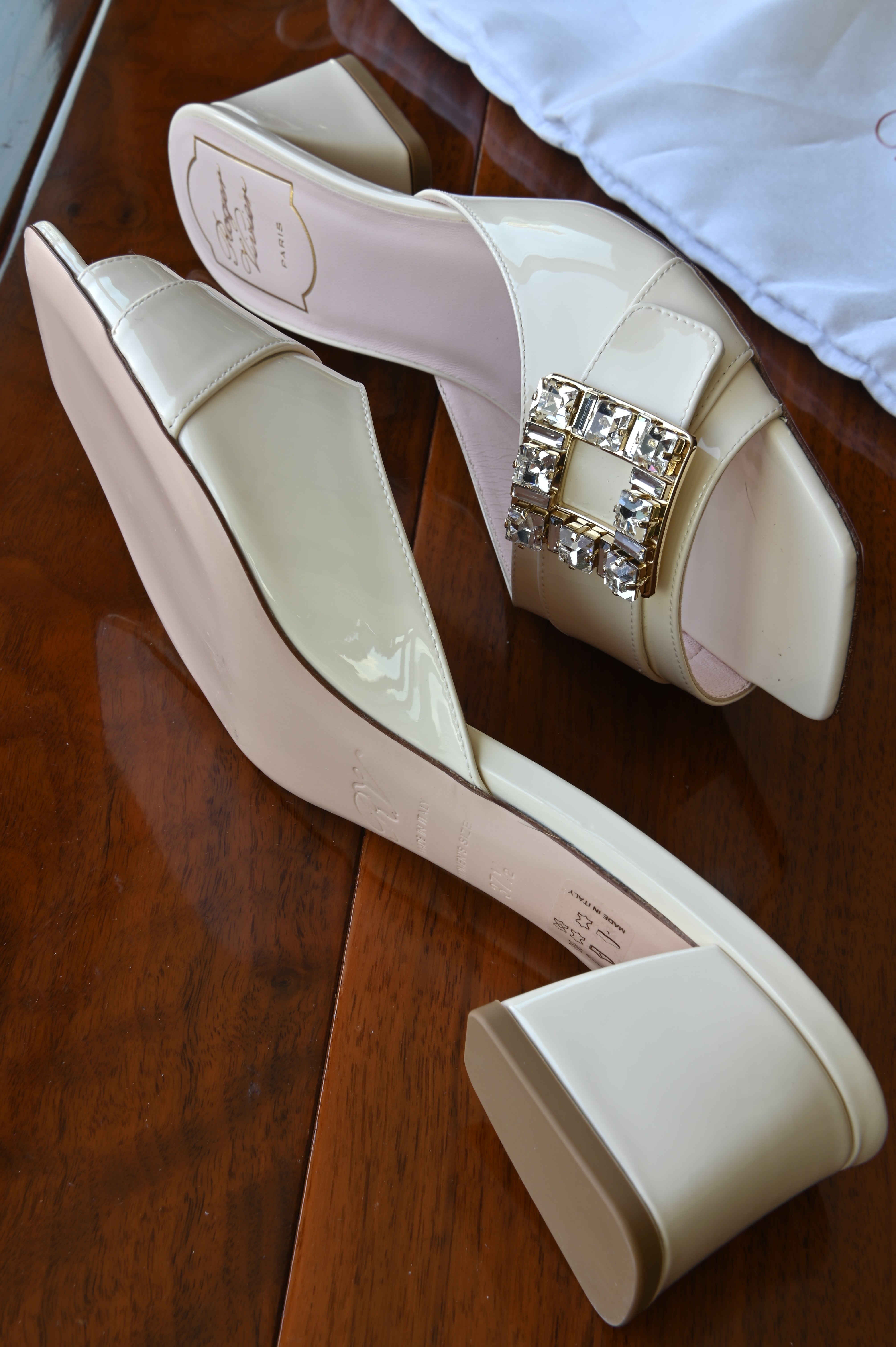 Roger Vivier White Cream Crystal Mules