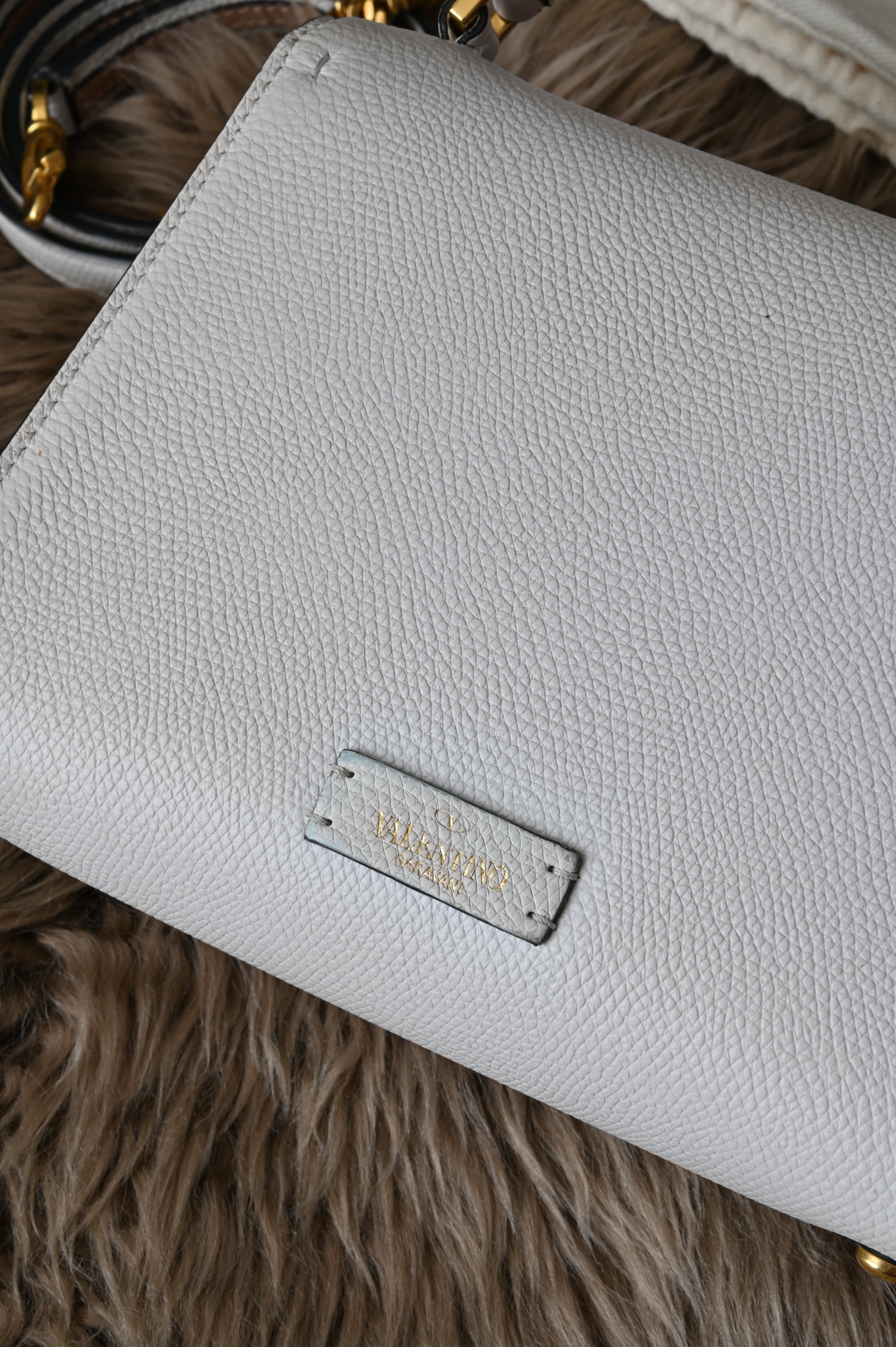 Valentino Garavani small top handle bag off-white